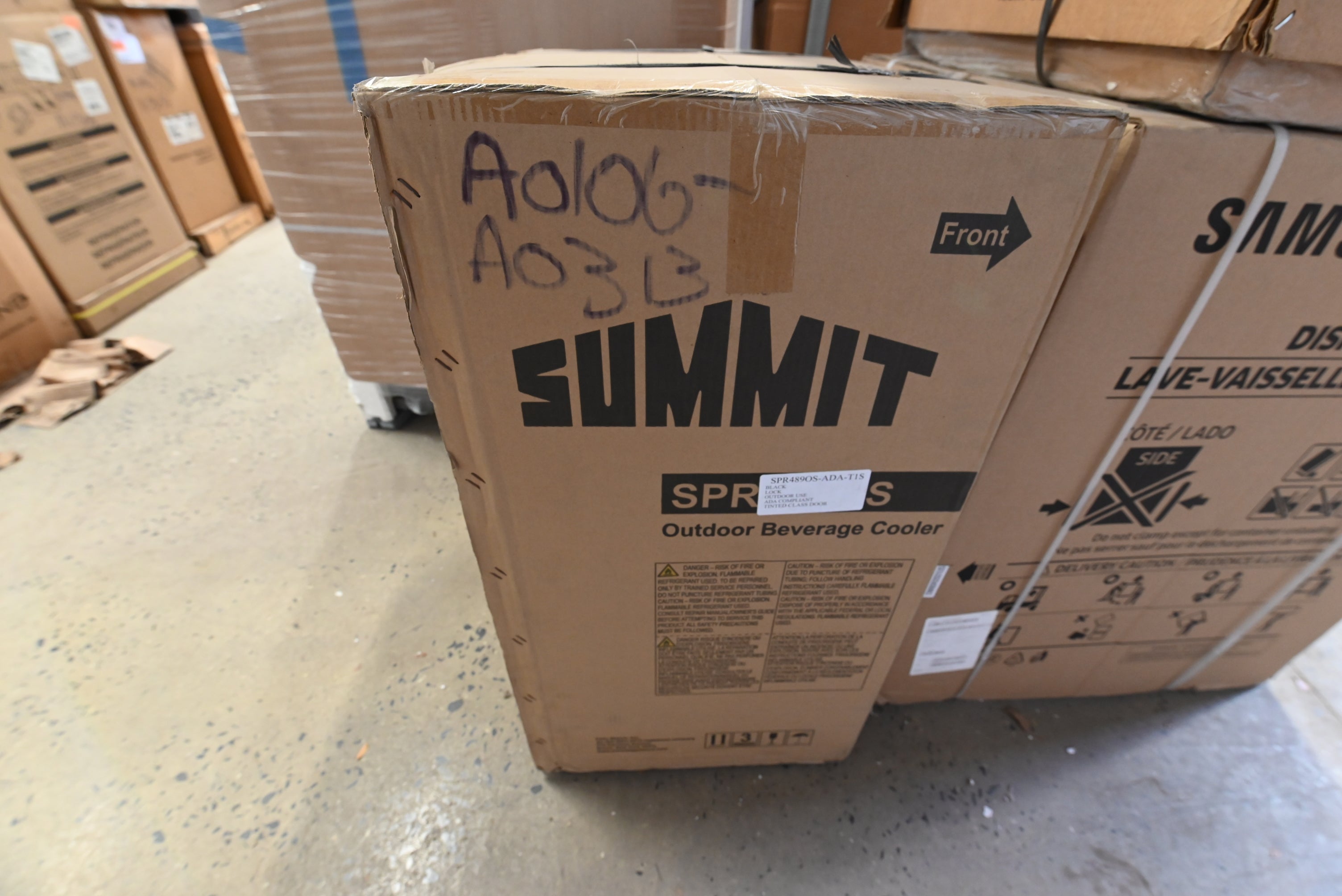 Summit SPR489OSAT1S 19" Stainless Steel Outdoor Commercial Beverage Center