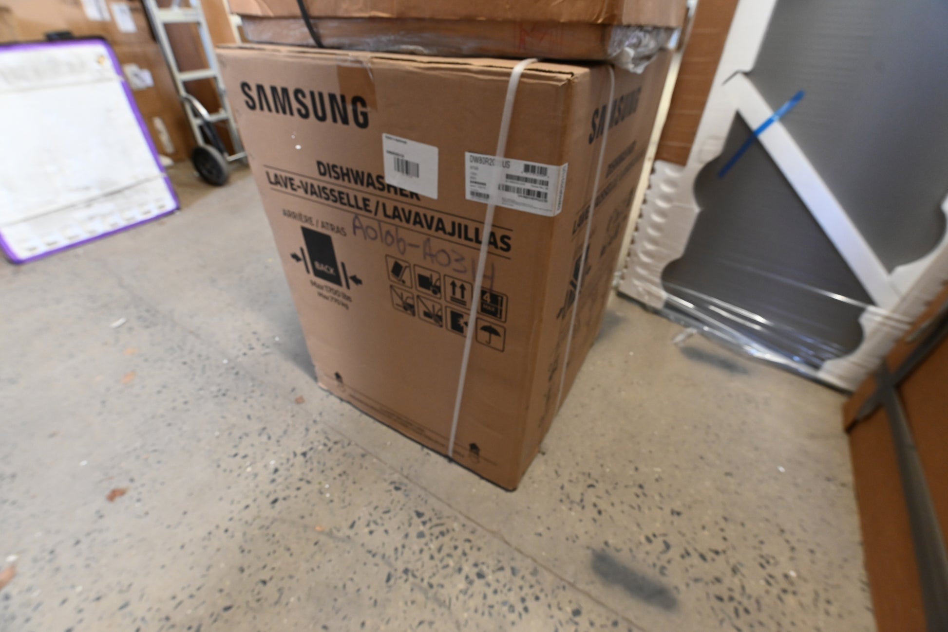 Samsung DW80R2031US 24" Stainless Steel Dishwasher