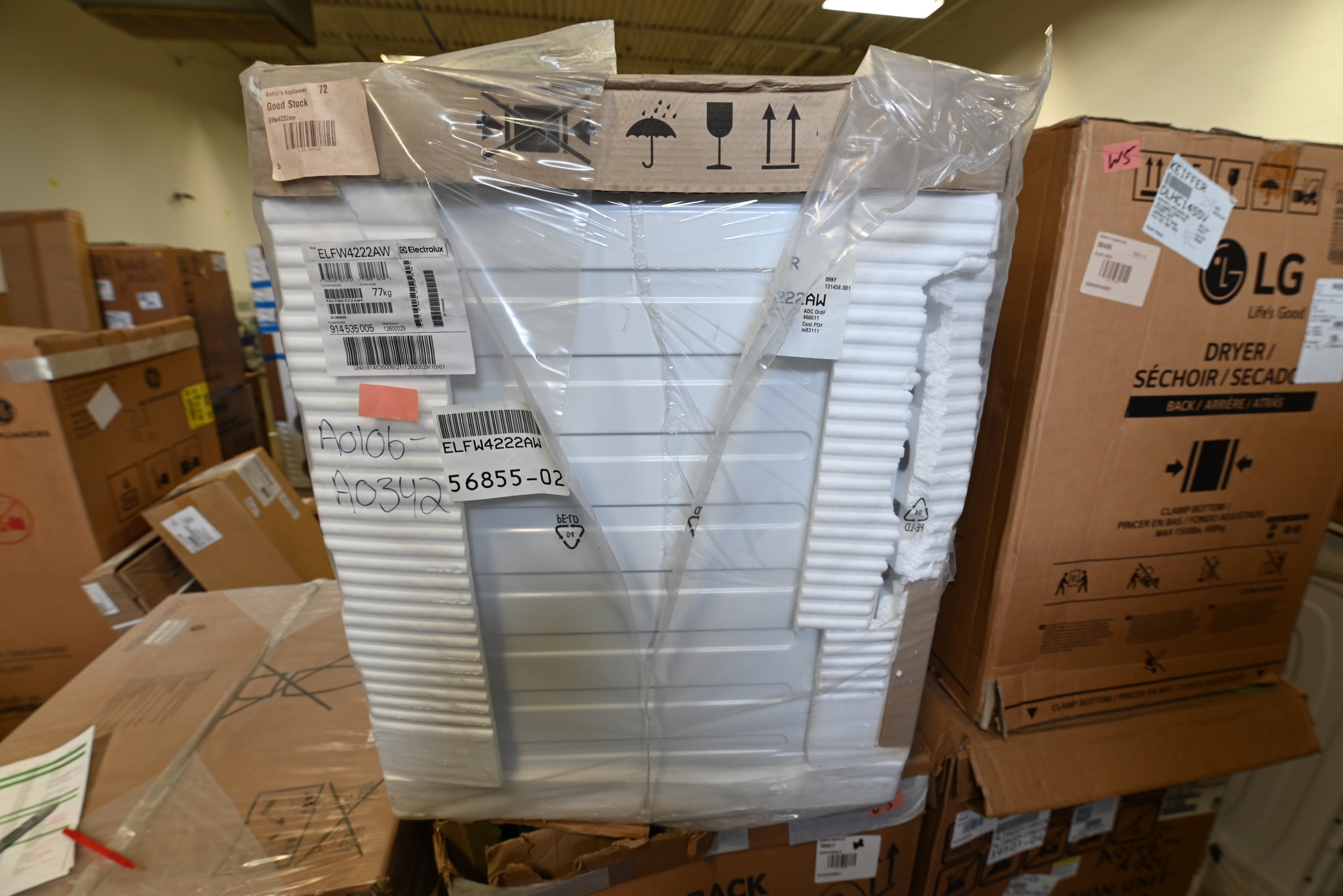 Electrolux ELFW4222AW 24" White Front Load Washer