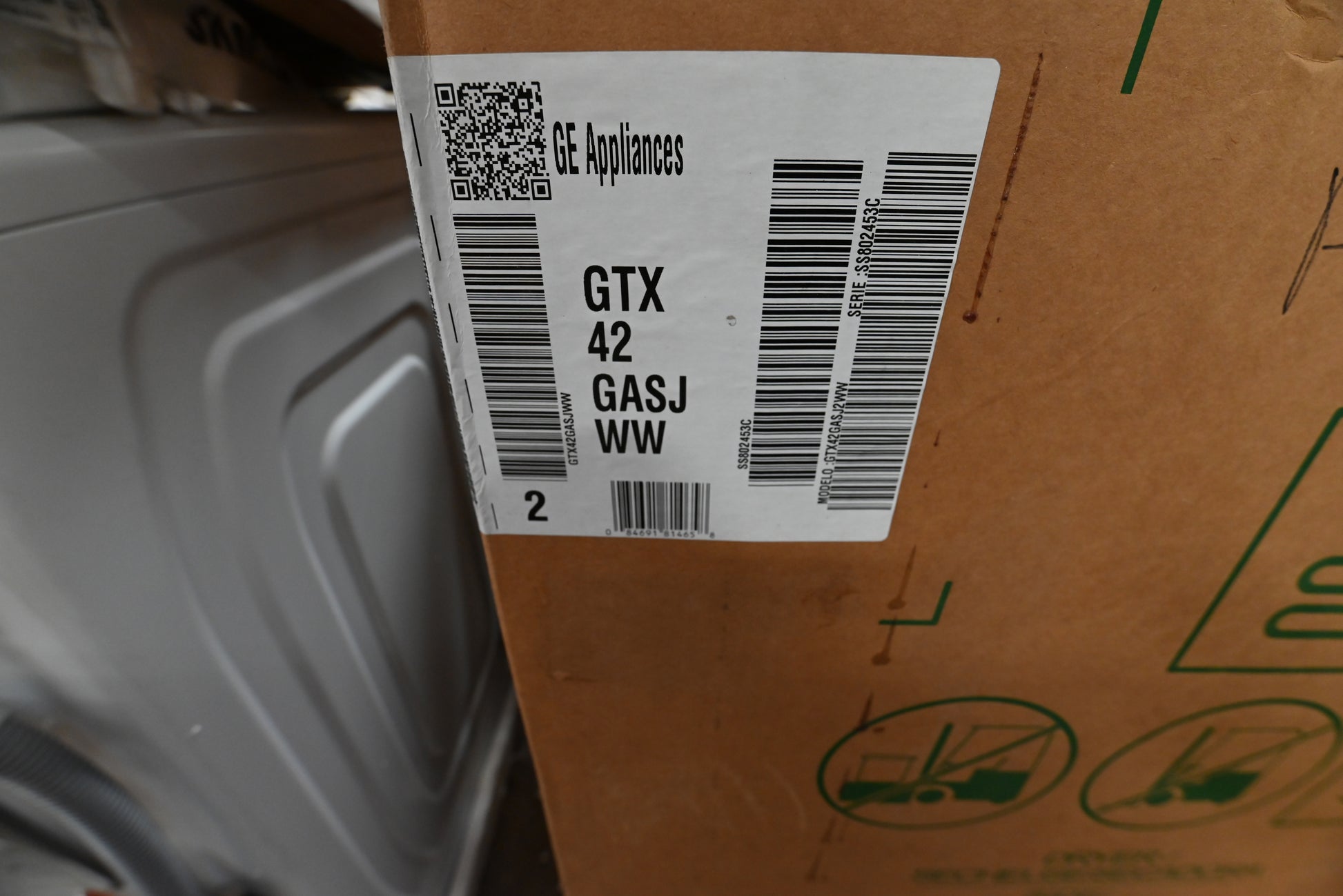 GE GTX42GASJWW 27" White Gas Dryer