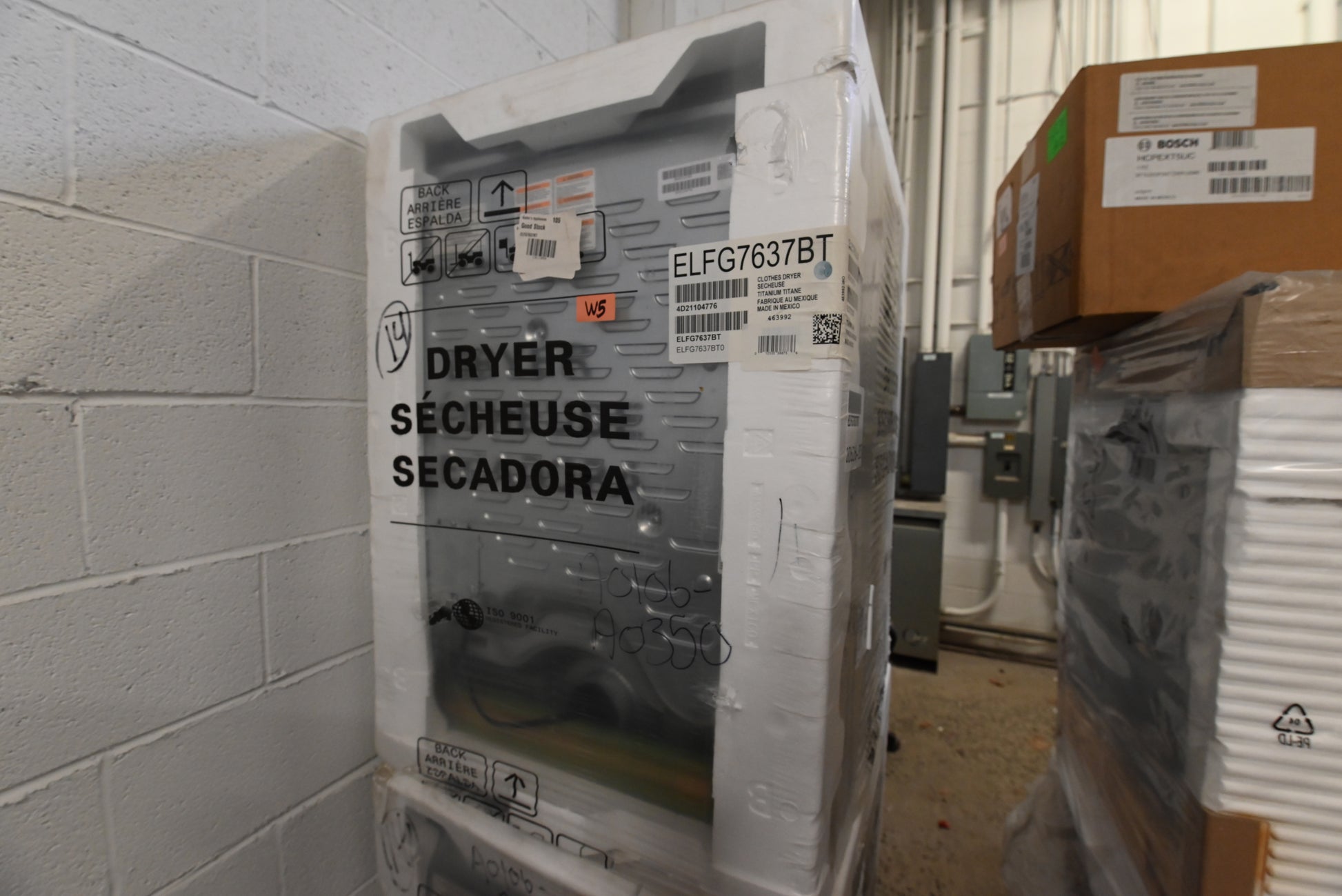 Electrolux ELFG7637BT 27" Titanium Gas Dryer