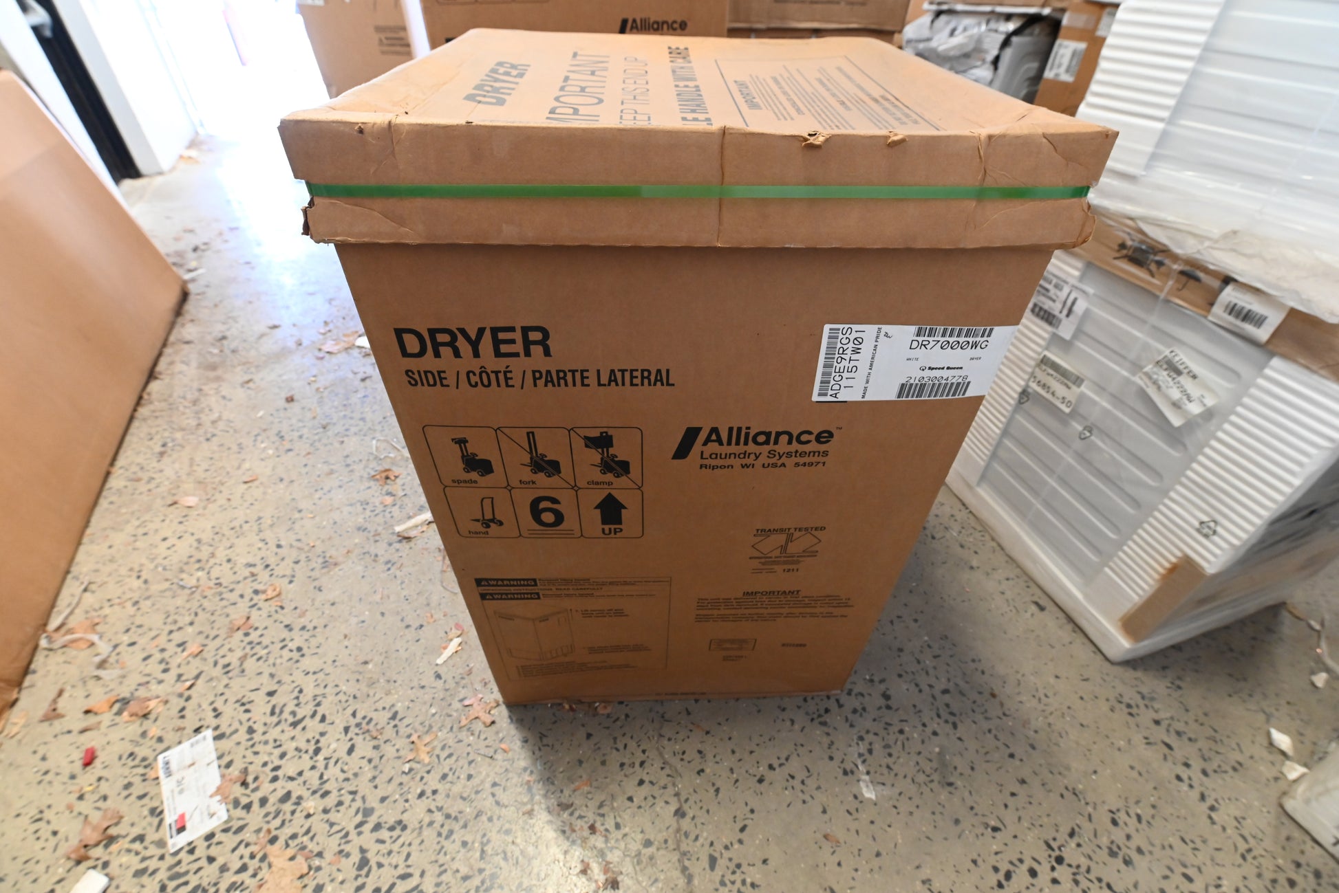 Speed Queen DR7000WG 27" White Front Load Gas Dryer