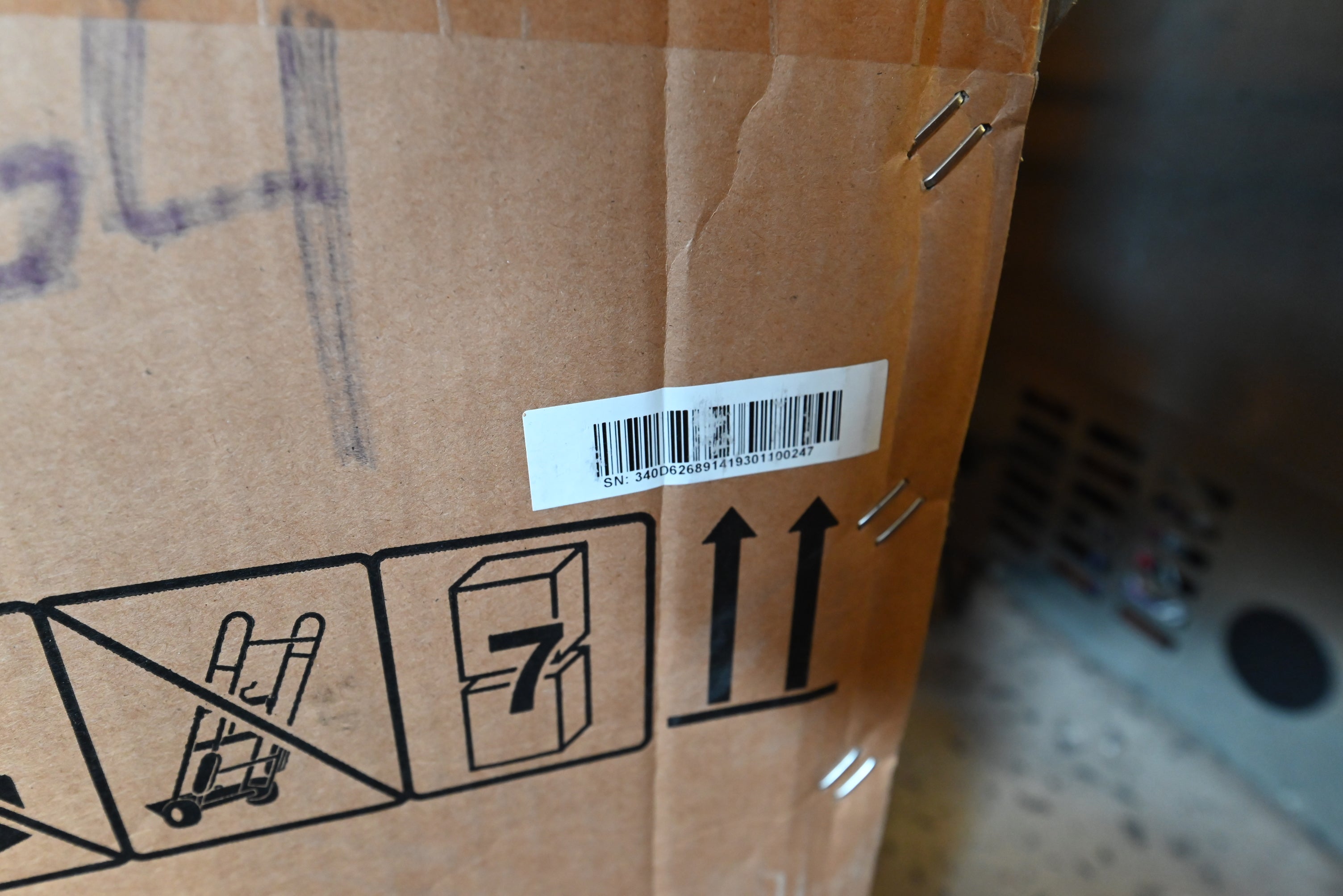 Whirlpool UMC5225GZ 24" Stainless Steel Countertop Microwave