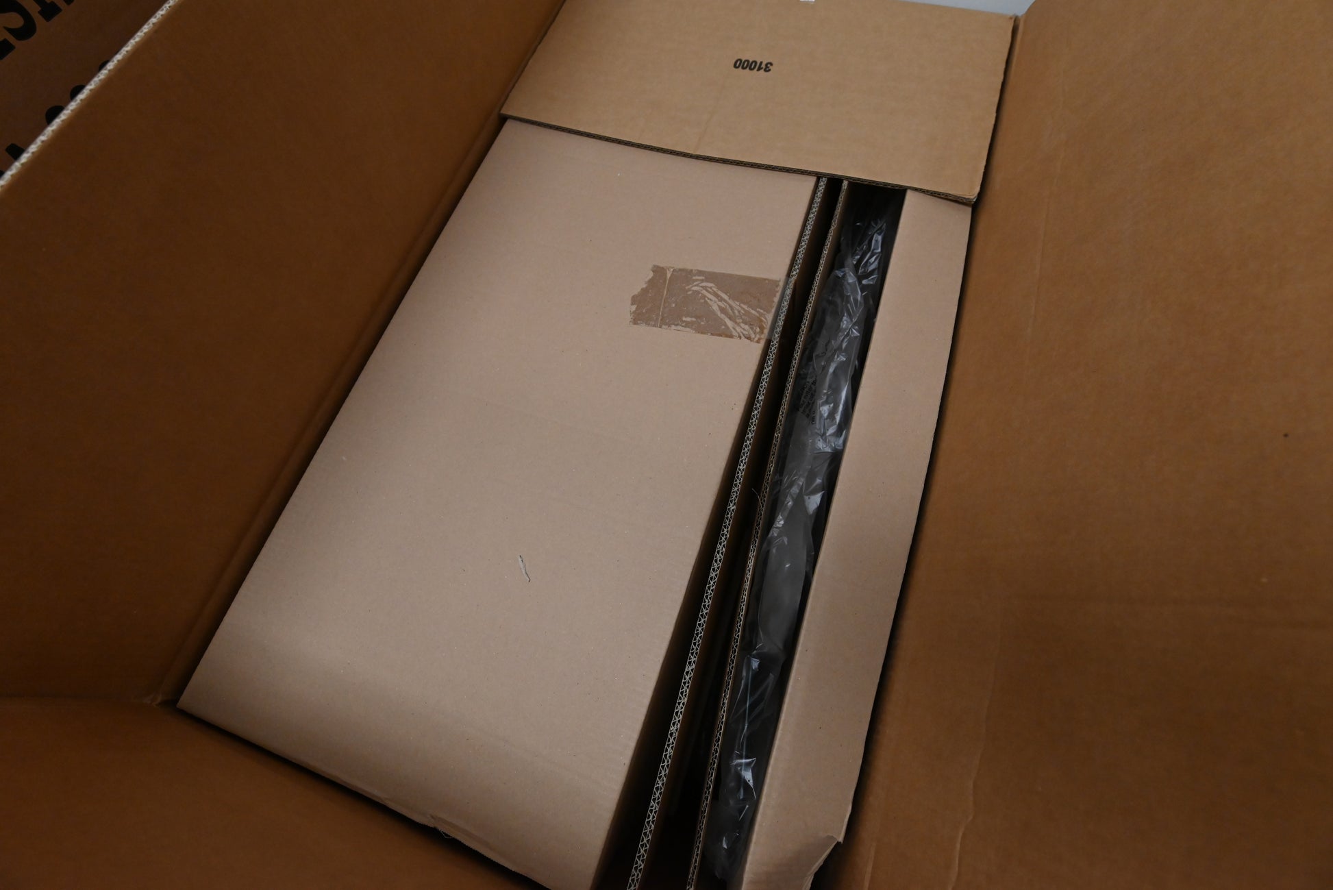 XO XOM36GMUA 36" Wall Mount Glass Canopy Chimney Range Hood