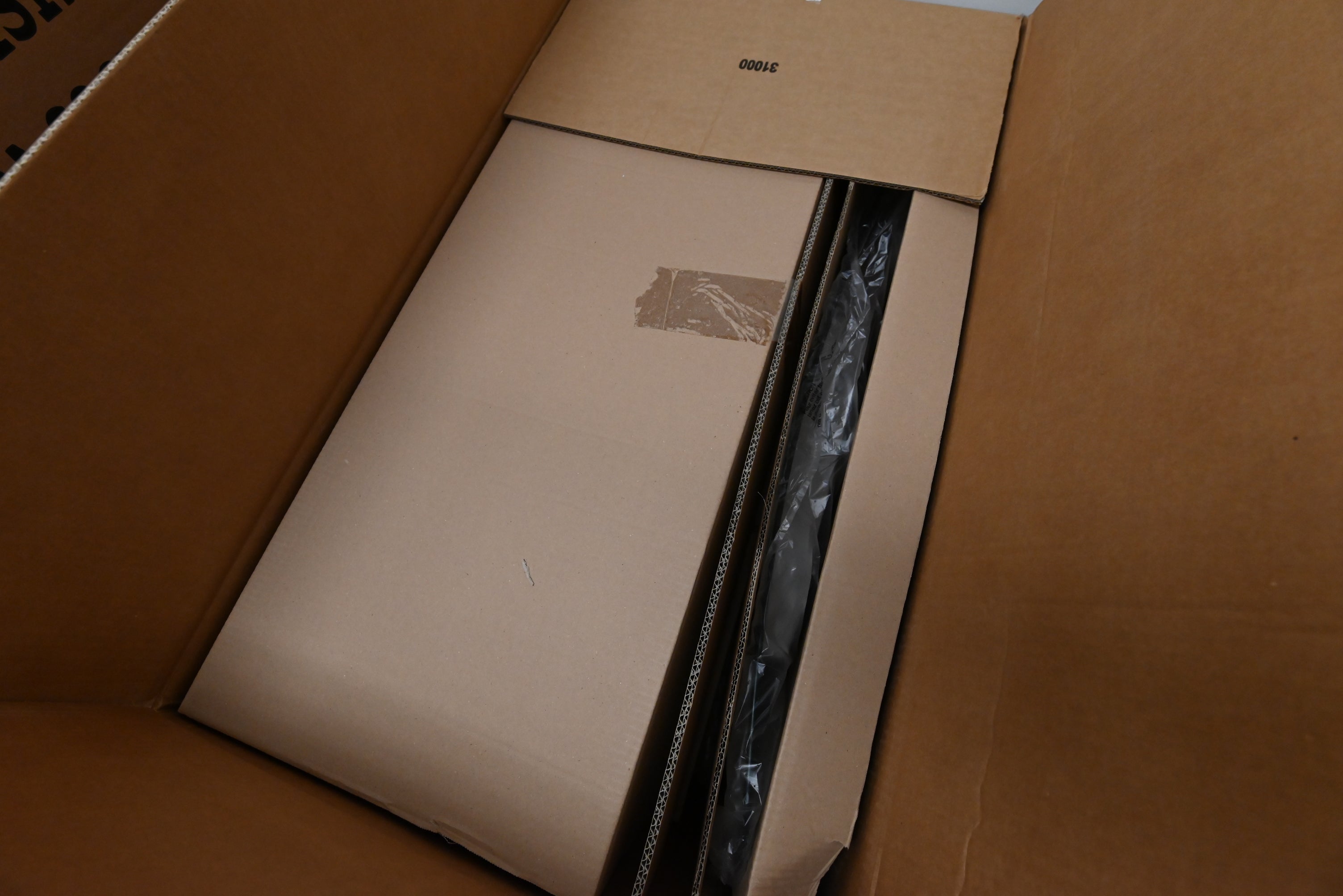 XO XOM36GMUA 36" Wall Mount Glass Canopy Chimney Range Hood