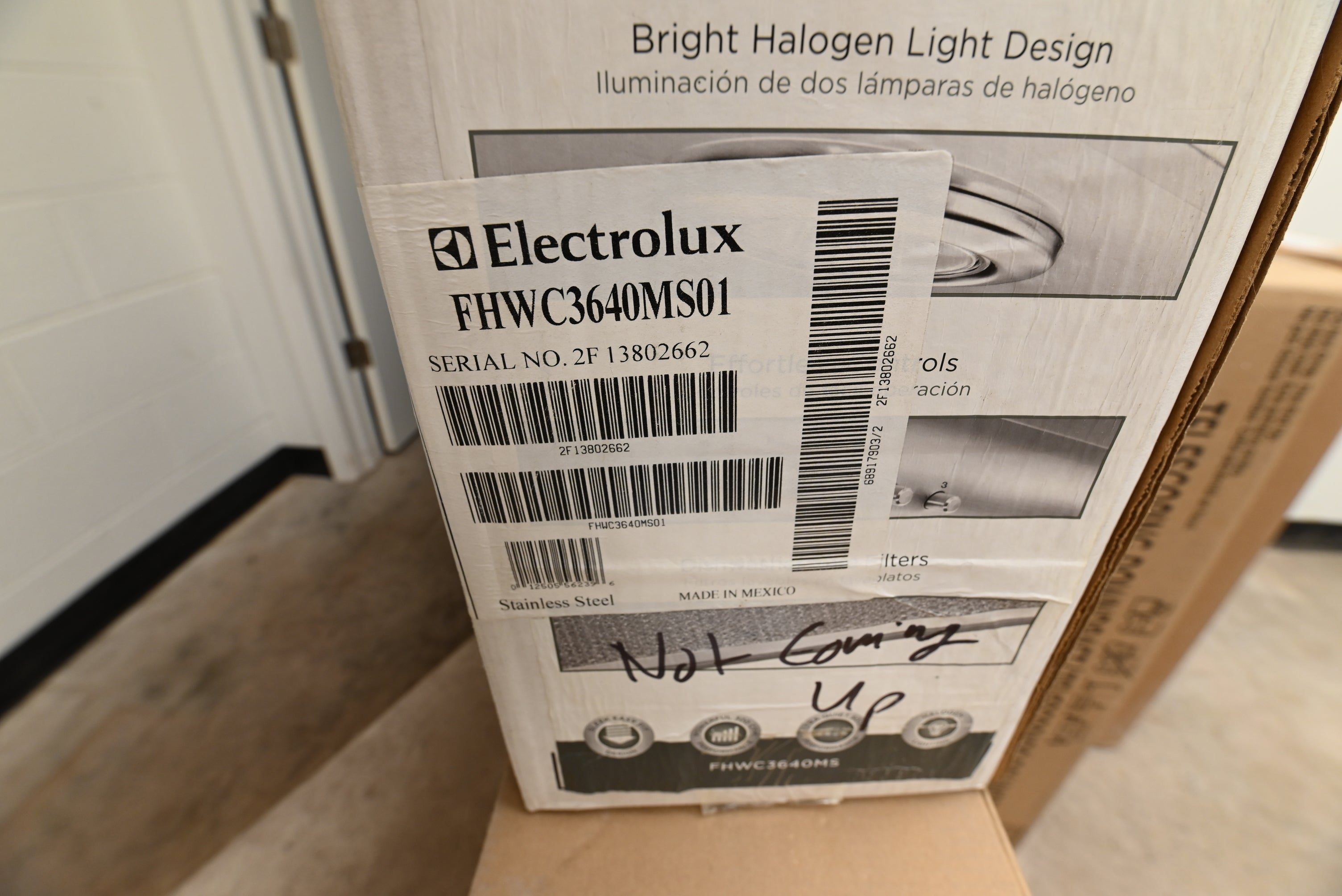 Frigidaire FHWC3640MS 36" Stainless Steel Under Cabinet Range Hood