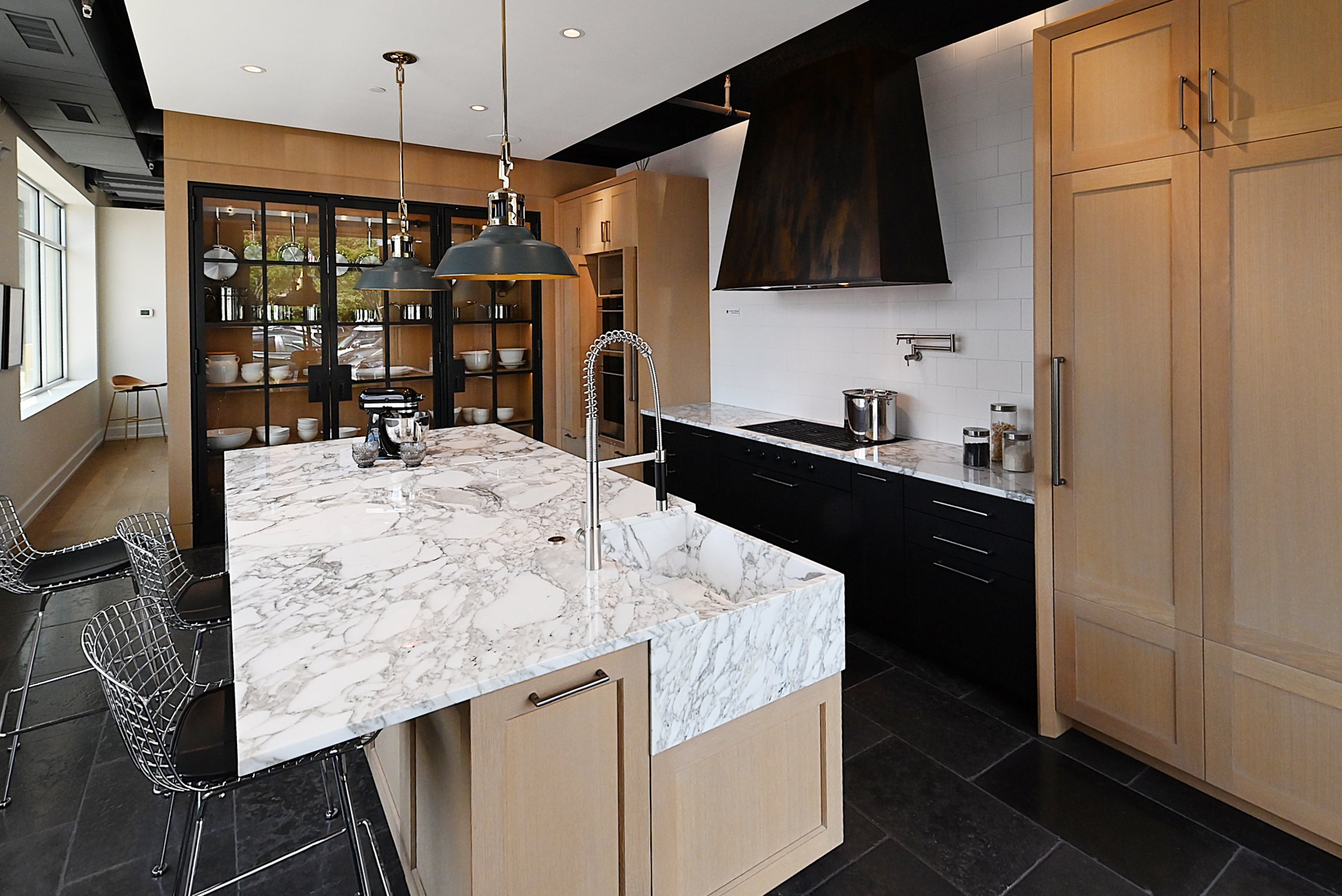 Quality Custom Marble & Onyx Flair Transitional Showroom Display Kitchen