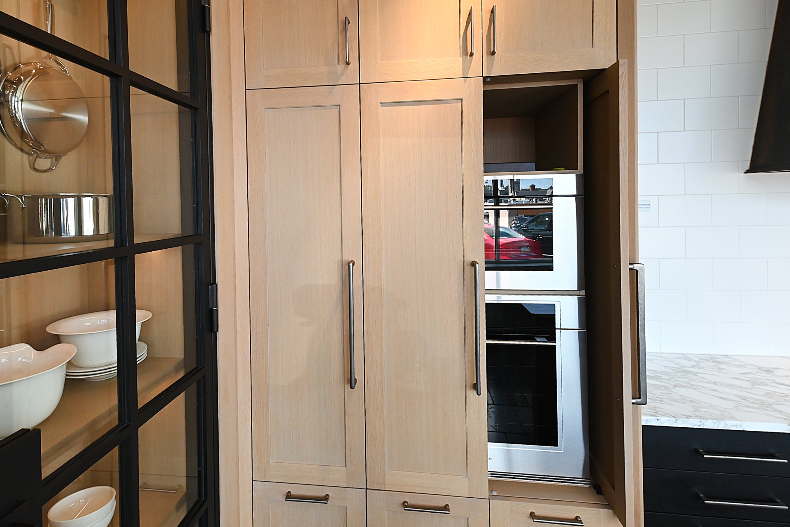 Quality Custom Marble & Onyx Flair Transitional Showroom Display Kitchen