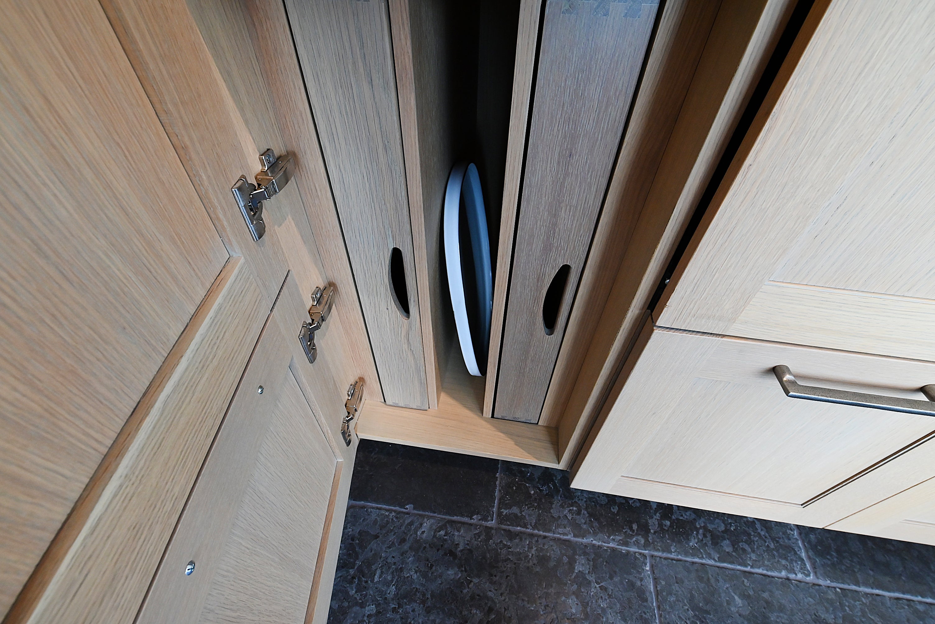 Quality Custom Marble & Onyx Flair Transitional Showroom Display Kitchen