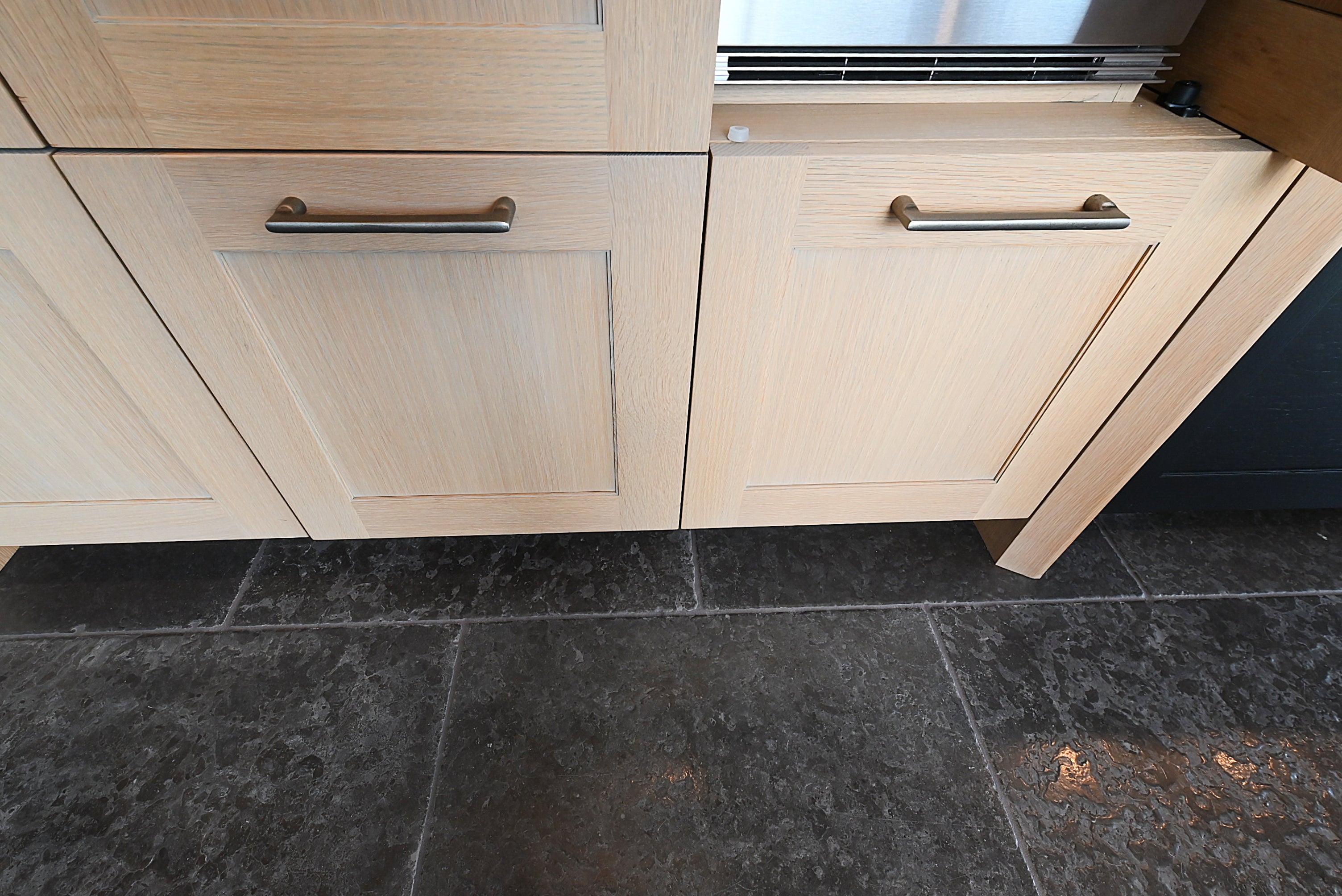 Quality Custom Marble & Onyx Flair Transitional Showroom Display Kitchen