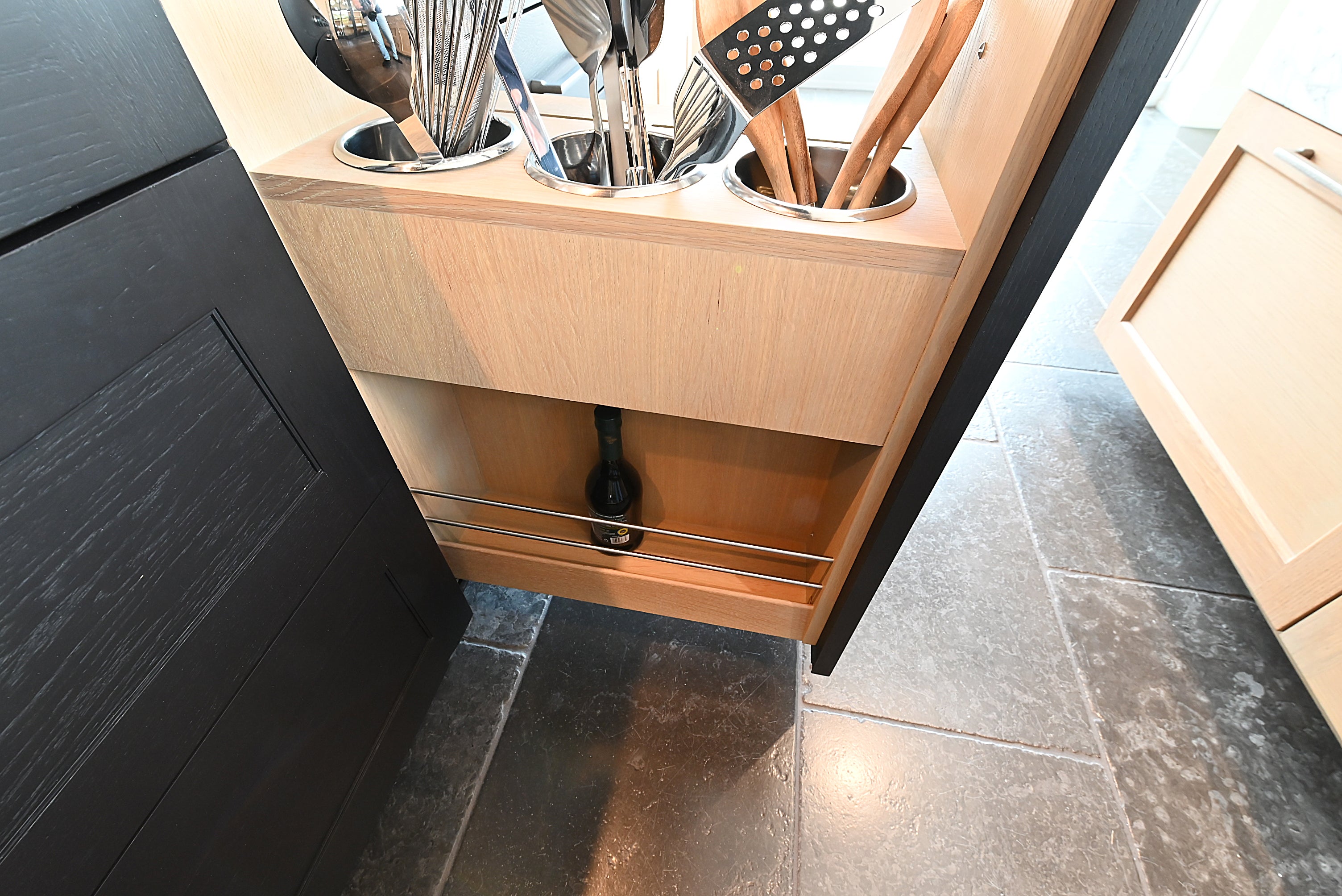 Quality Custom Marble & Onyx Flair Transitional Showroom Display Kitchen