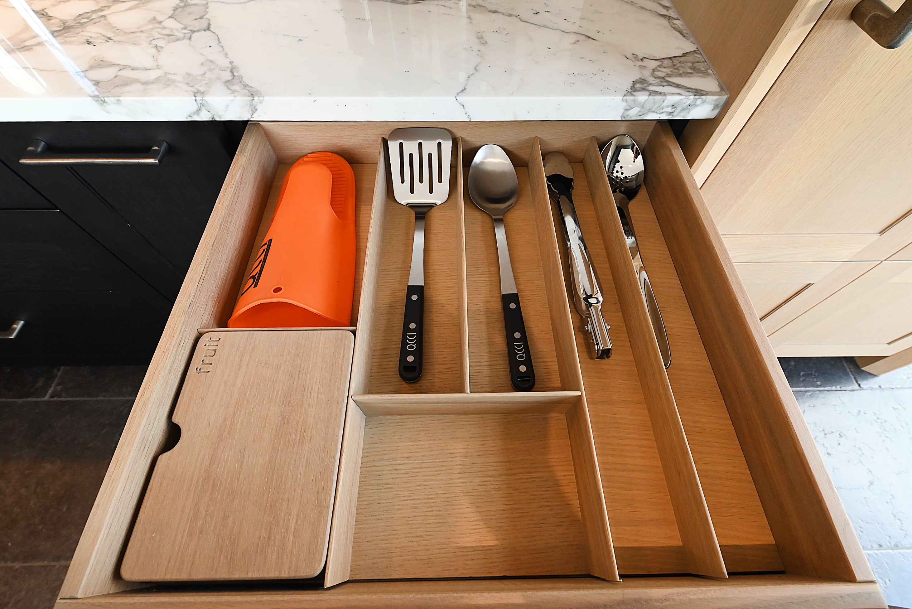 Quality Custom Marble & Onyx Flair Transitional Showroom Display Kitchen