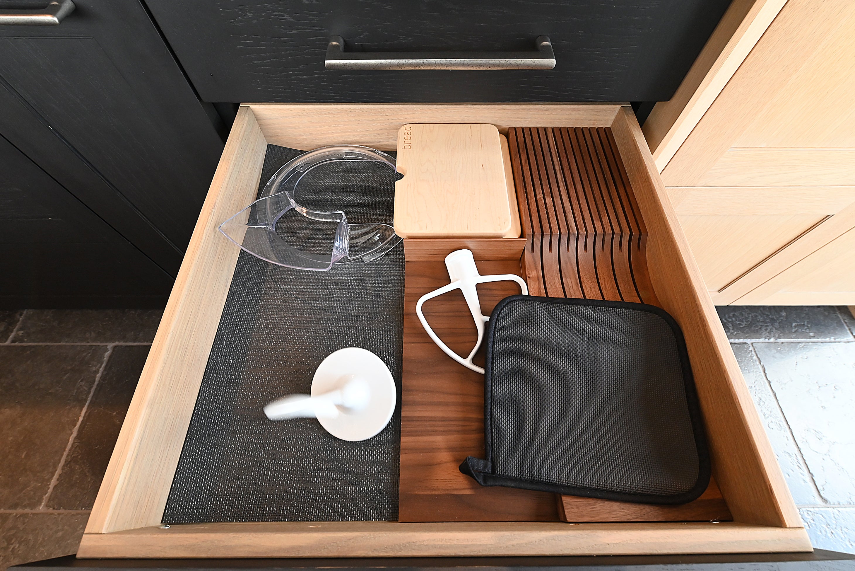 Quality Custom Marble & Onyx Flair Transitional Showroom Display Kitchen