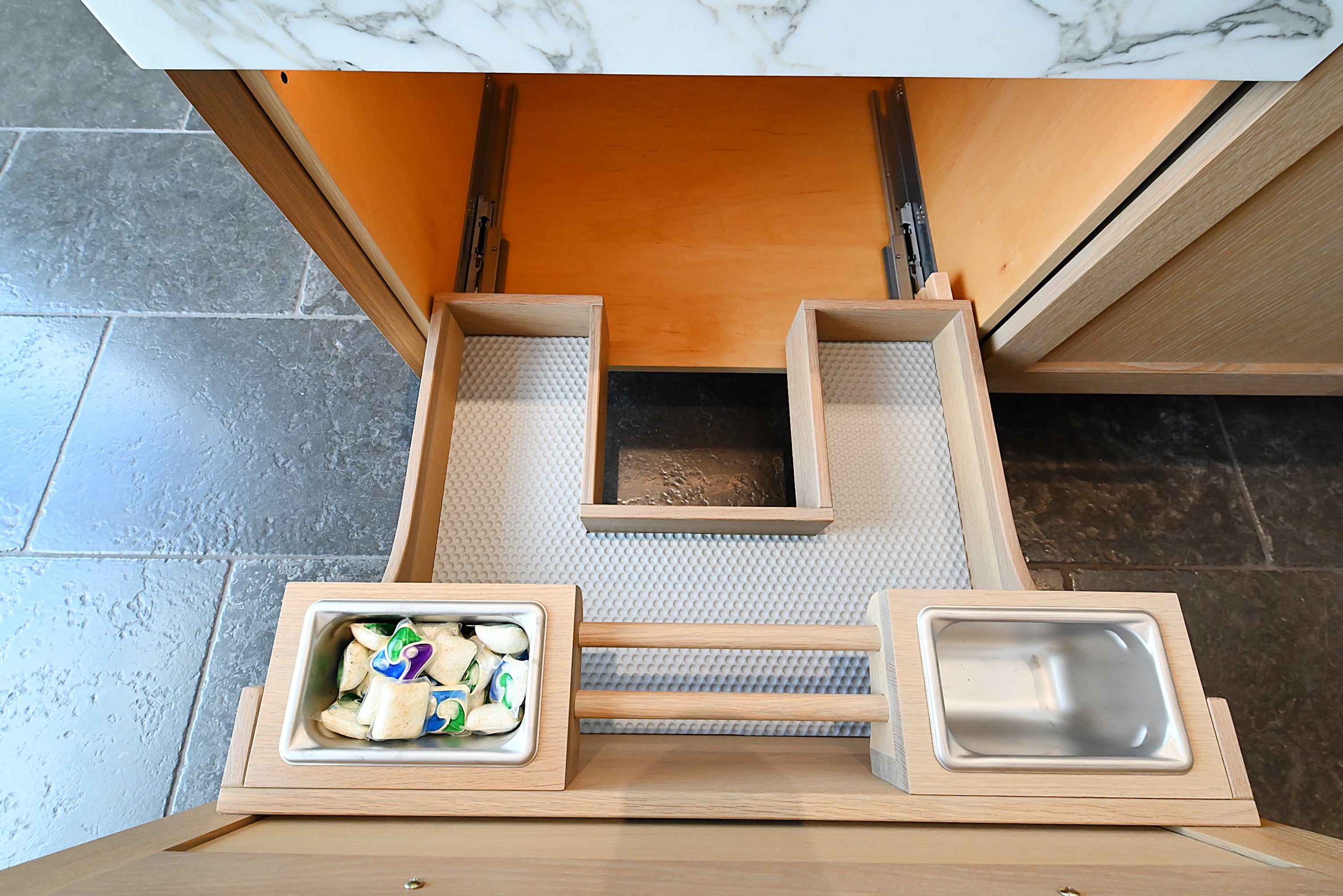 Quality Custom Marble & Onyx Flair Transitional Showroom Display Kitchen