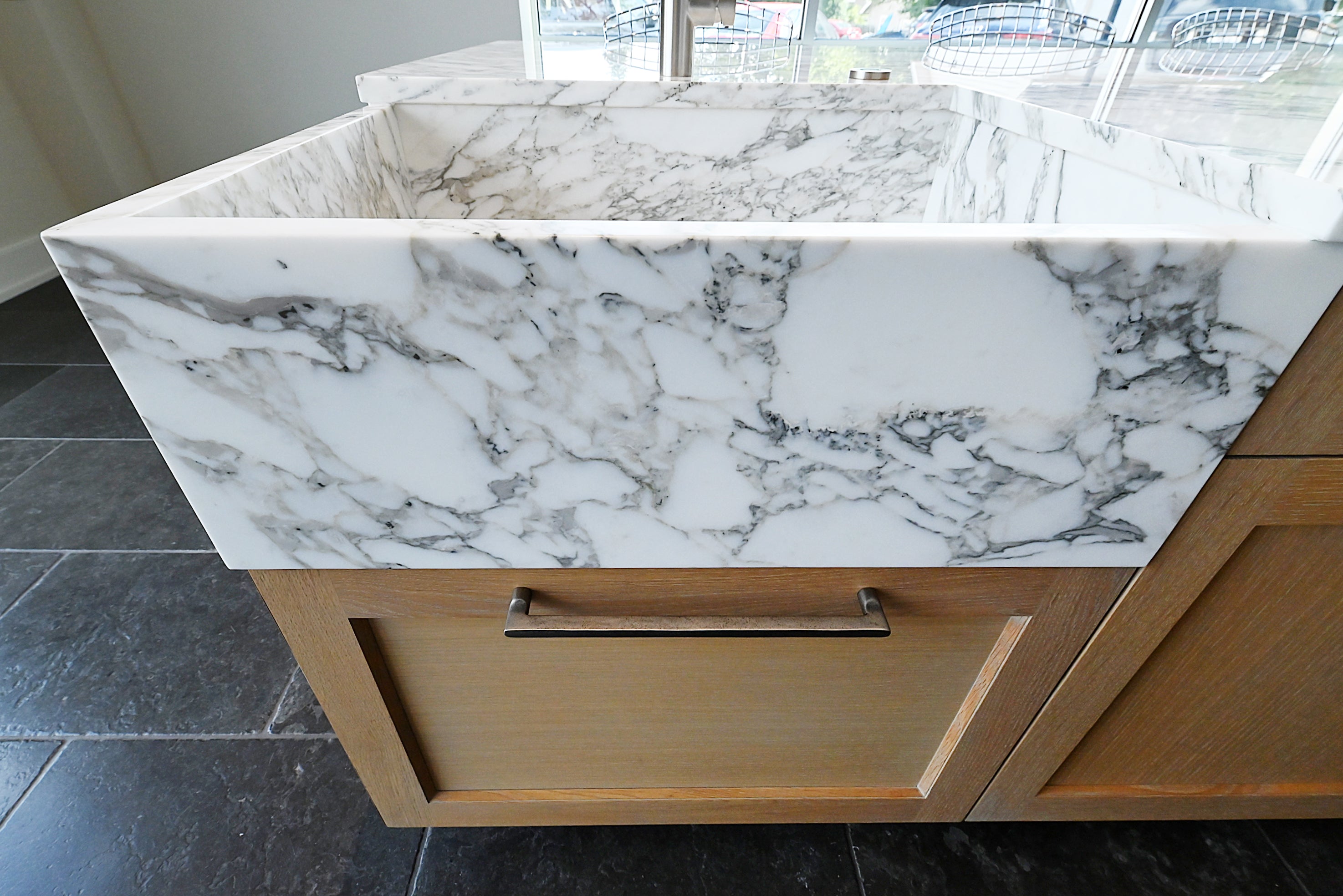 Quality Custom Marble & Onyx Flair Transitional Showroom Display Kitchen