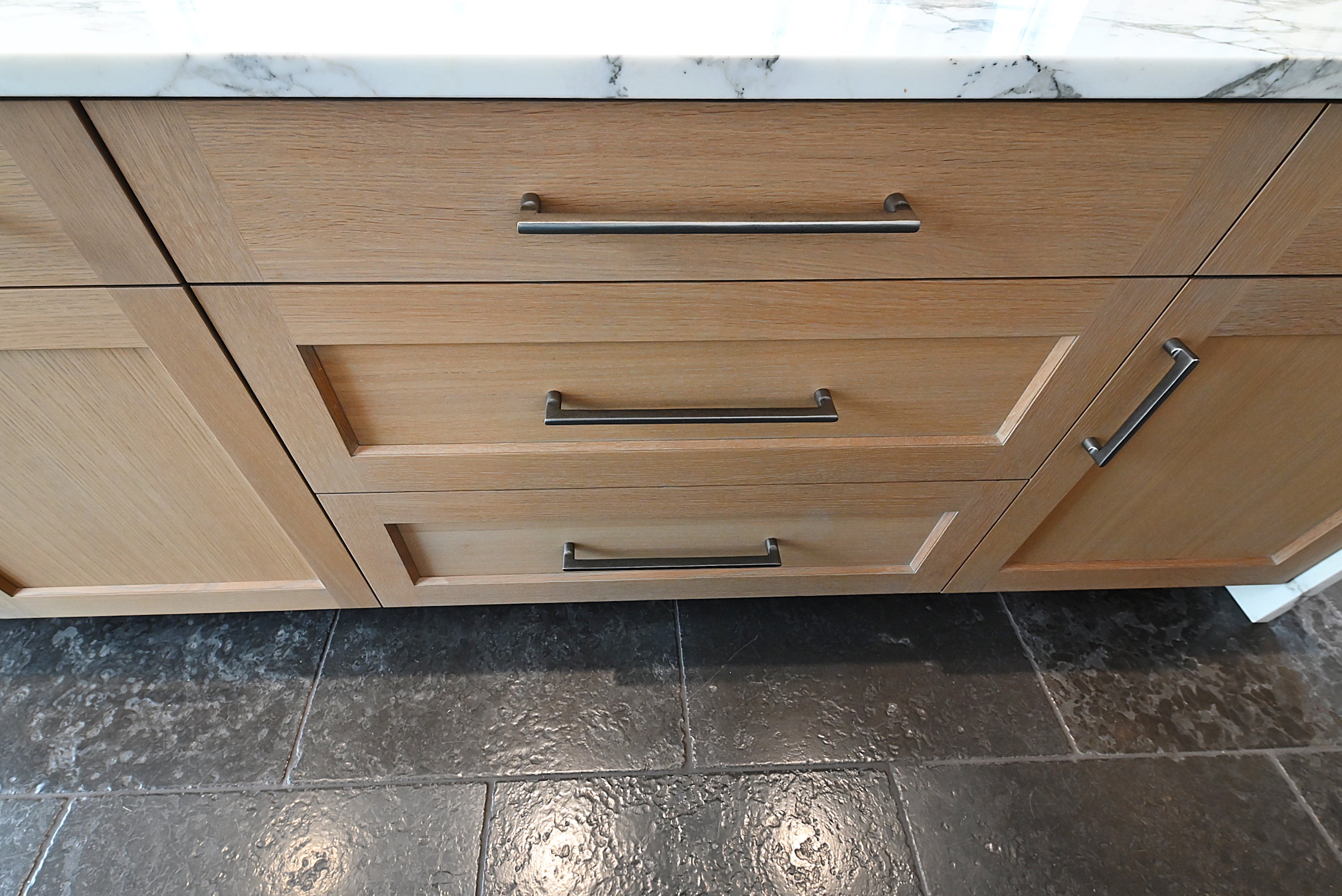 Quality Custom Marble & Onyx Flair Transitional Showroom Display Kitchen