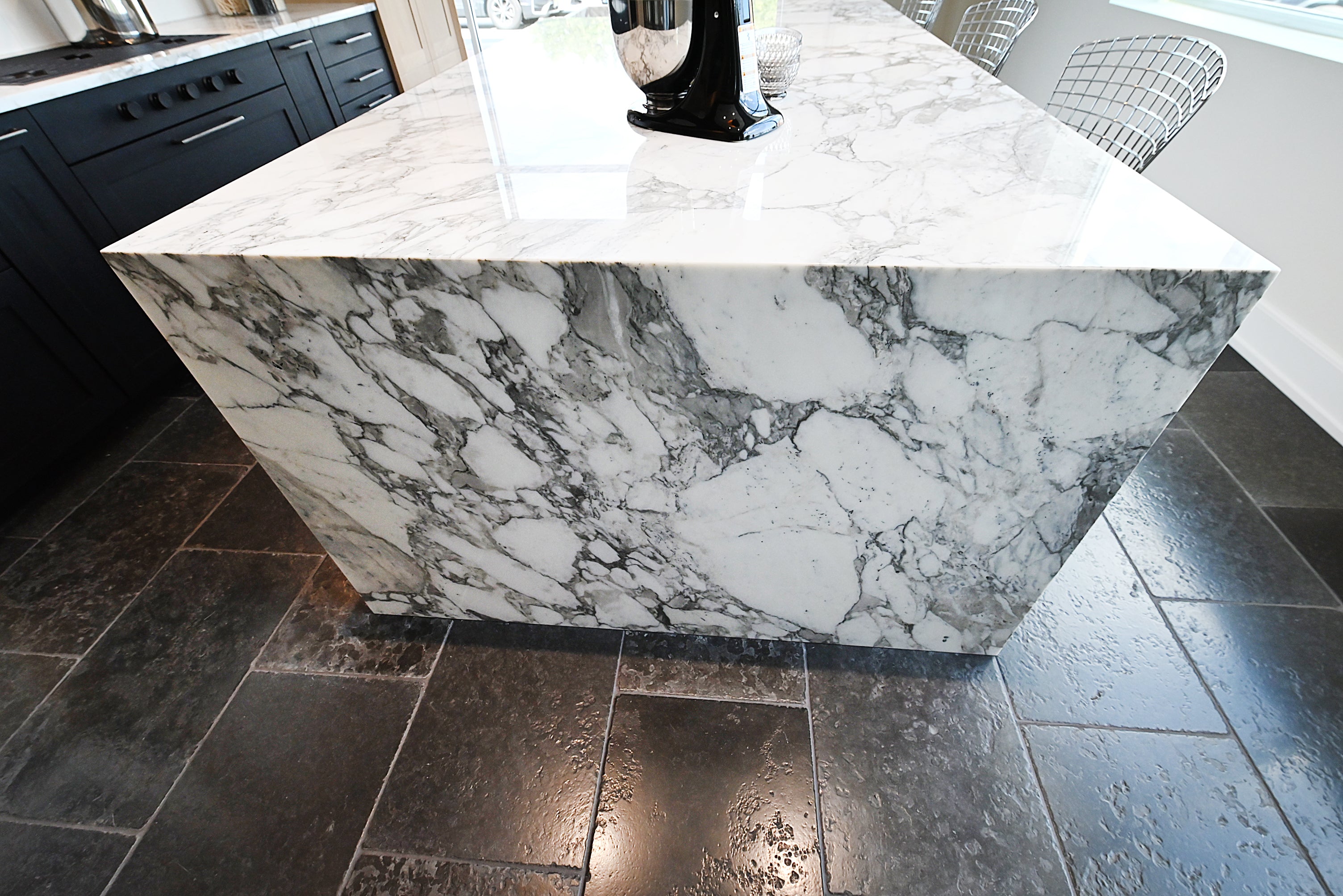 Quality Custom Marble & Onyx Flair Transitional Showroom Display Kitchen