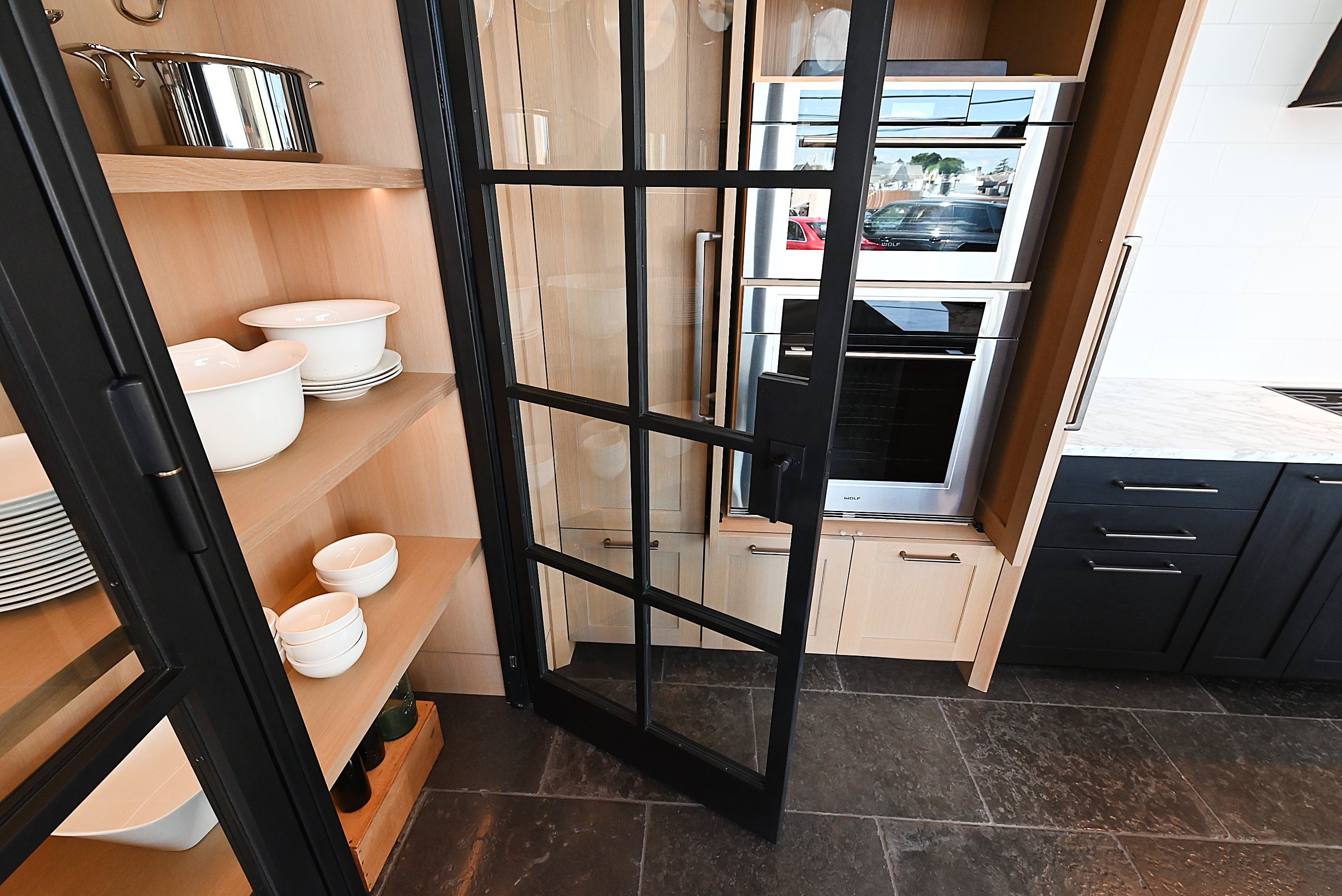 Quality Custom Marble & Onyx Flair Transitional Showroom Display Kitchen