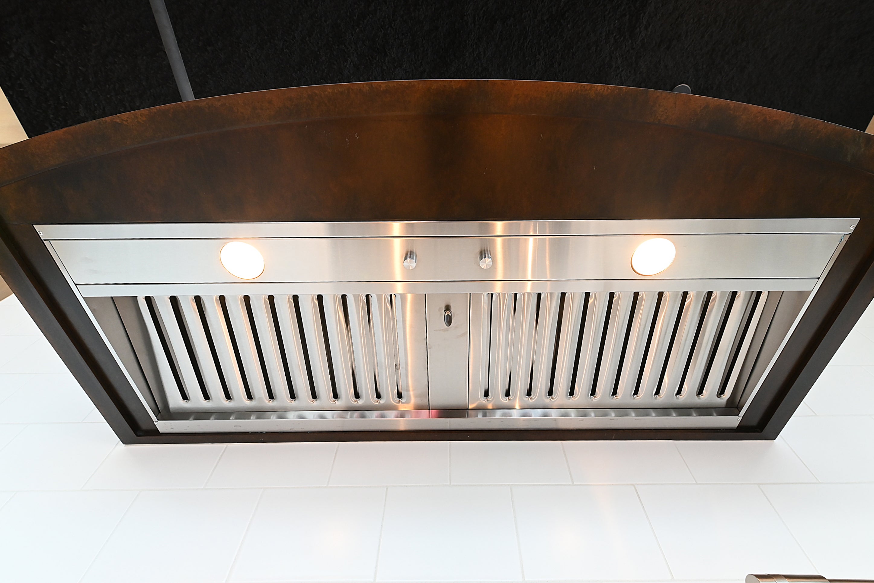 Quality Custom Marble & Onyx Flair Transitional Showroom Display Kitchen