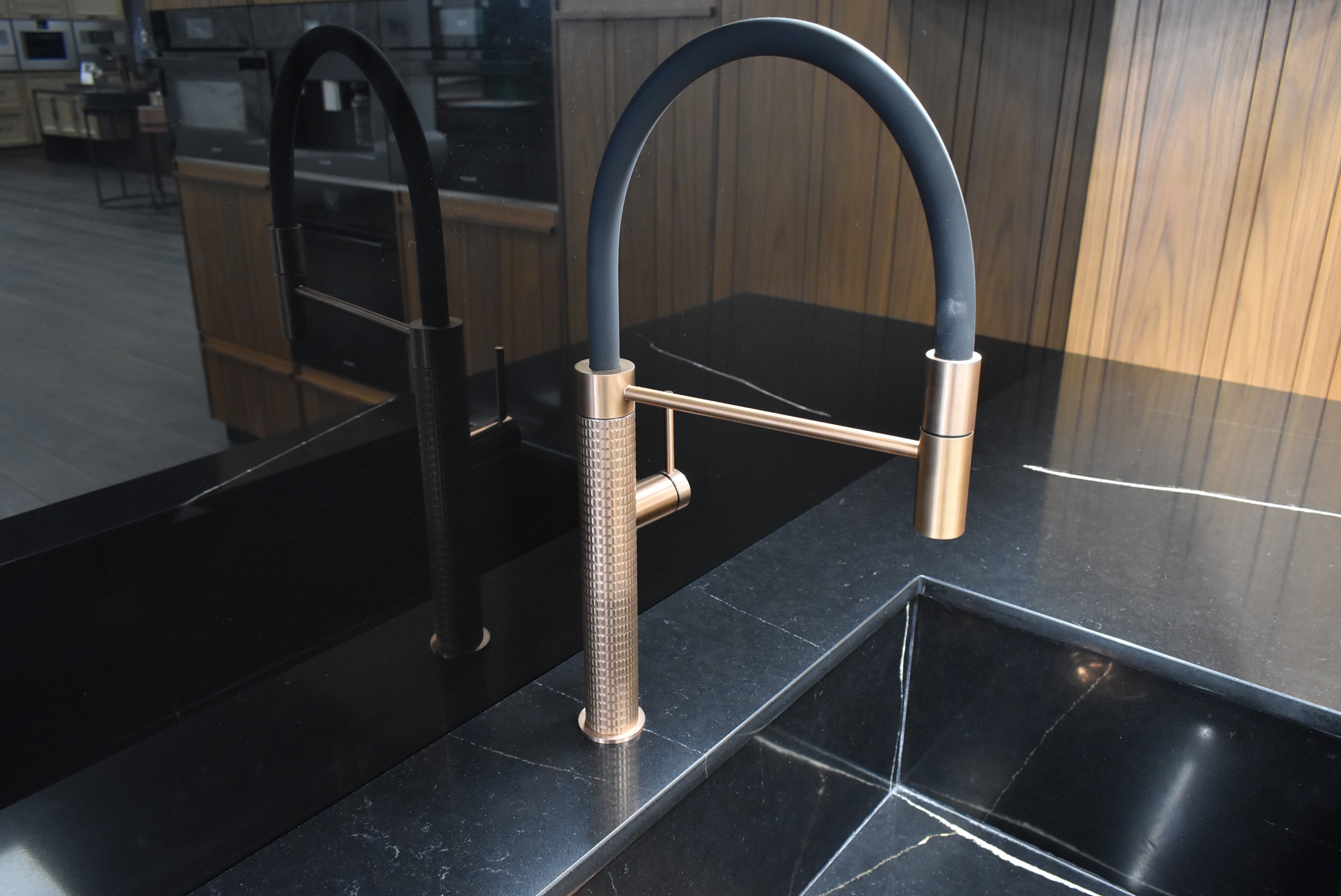 Composit Lounge Oak Transitional Showroom Display Kitchen