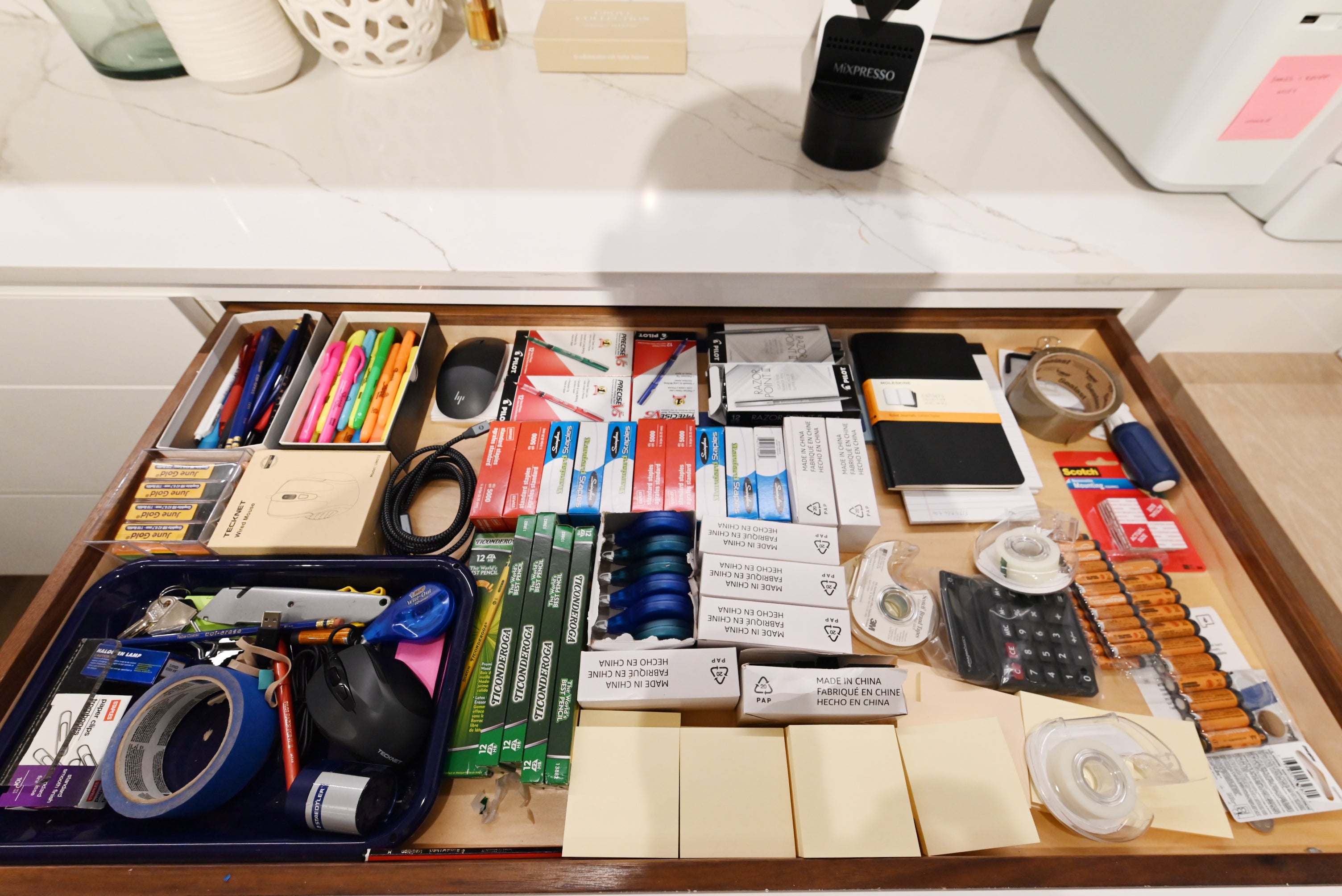 Bakes & Kropp Emerson Modern Showroom Display Desk Area