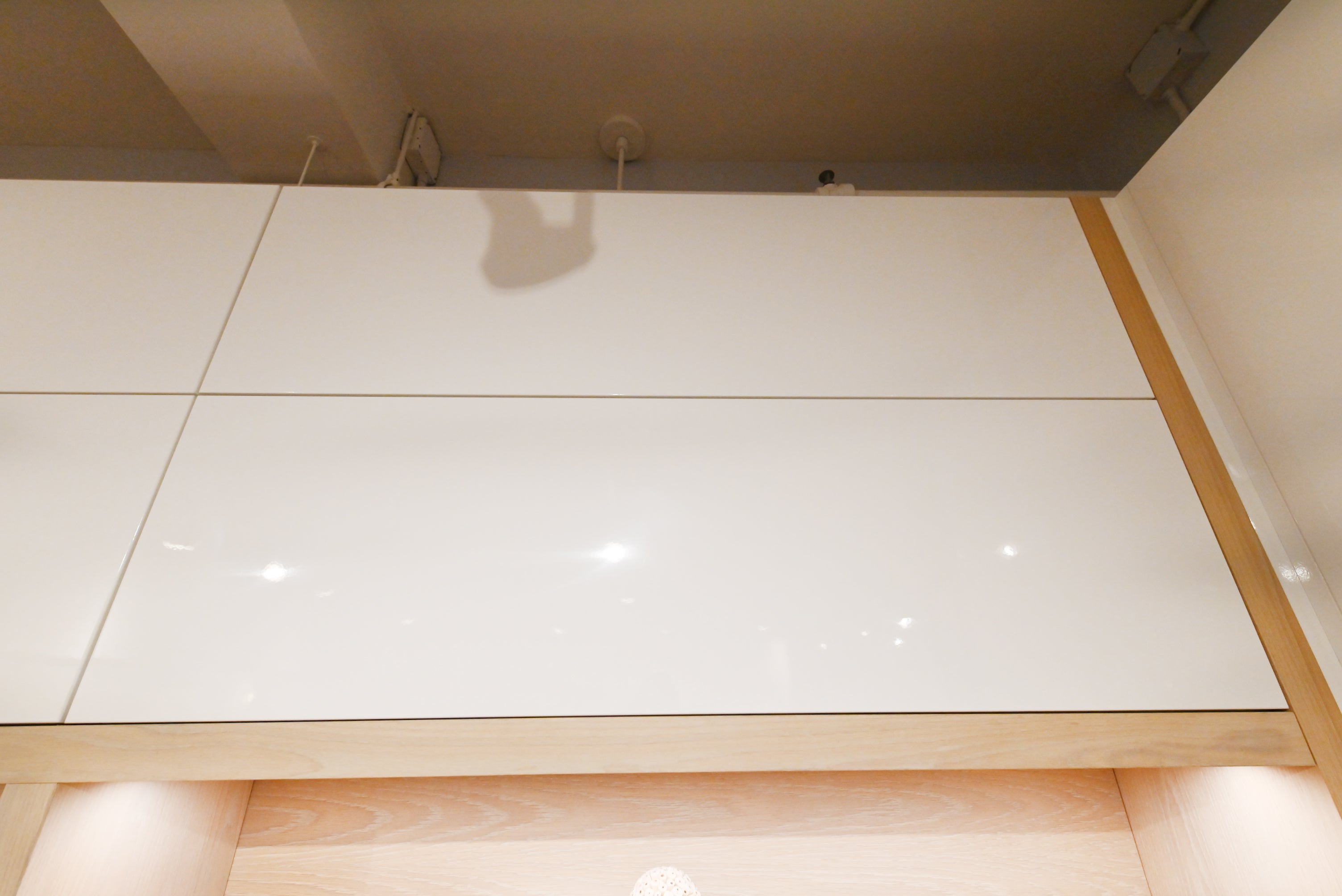 Bakes & Kropp Emerson Modern Showroom Display Desk Area