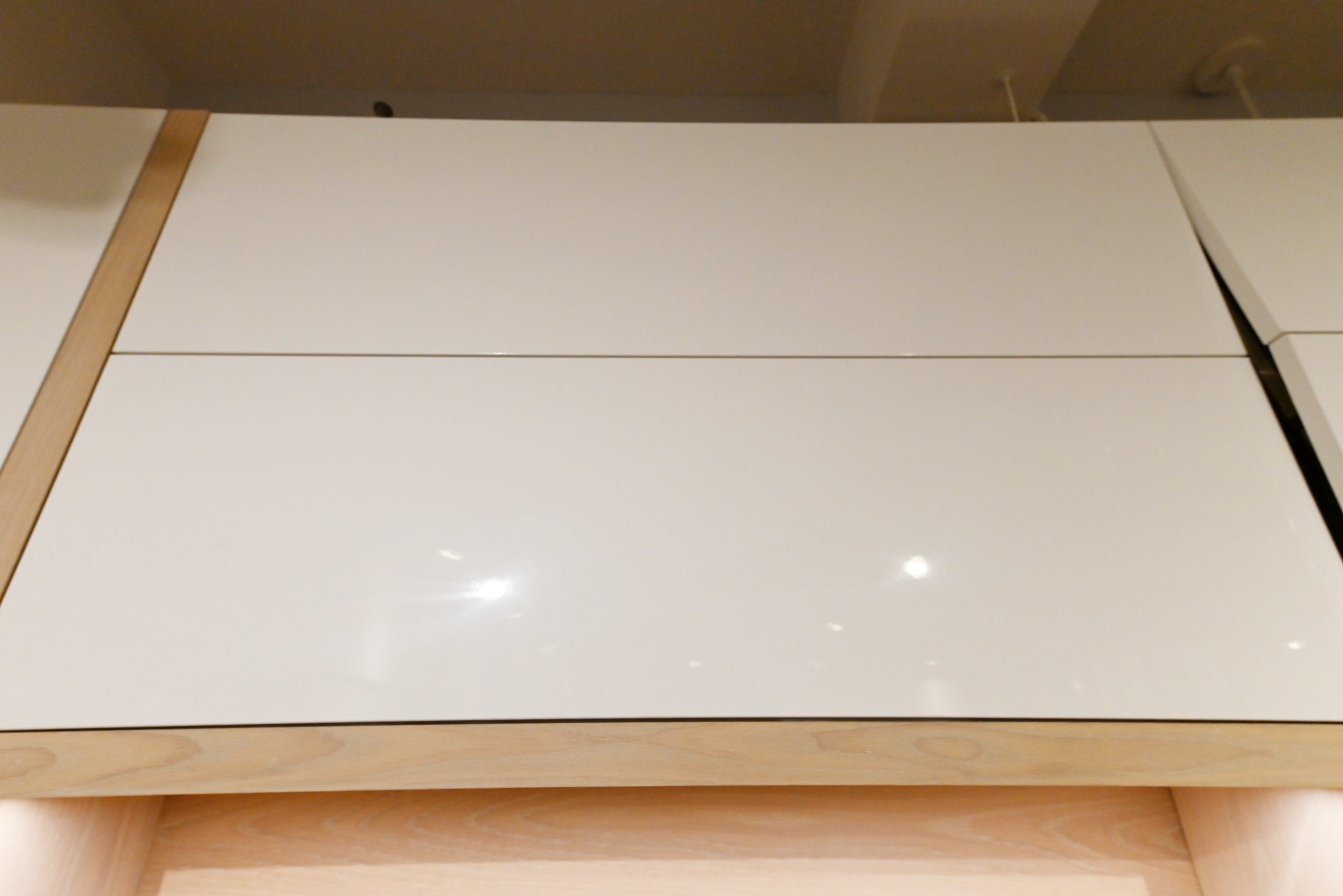 Bakes & Kropp Emerson Modern Showroom Display Desk Area