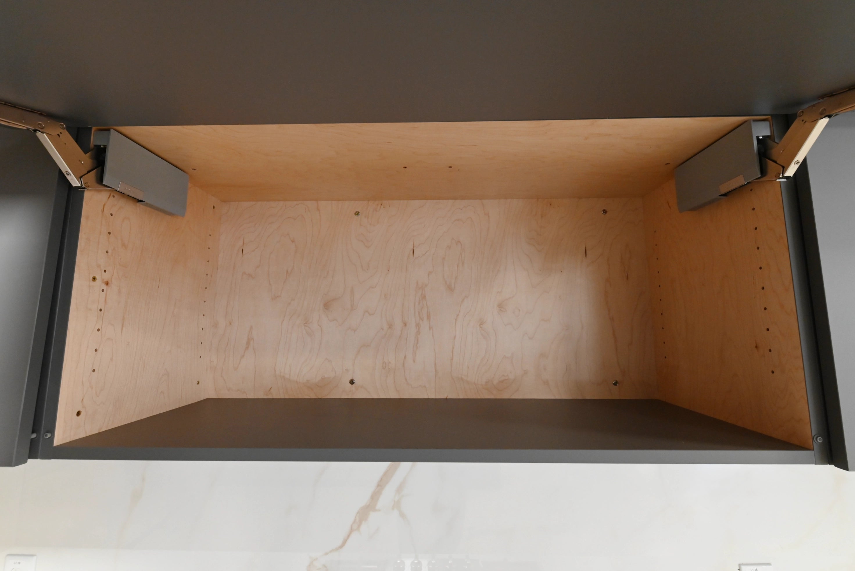 Lusso Bio-Space Glass & Wood Modern Showroom Display Kitchen