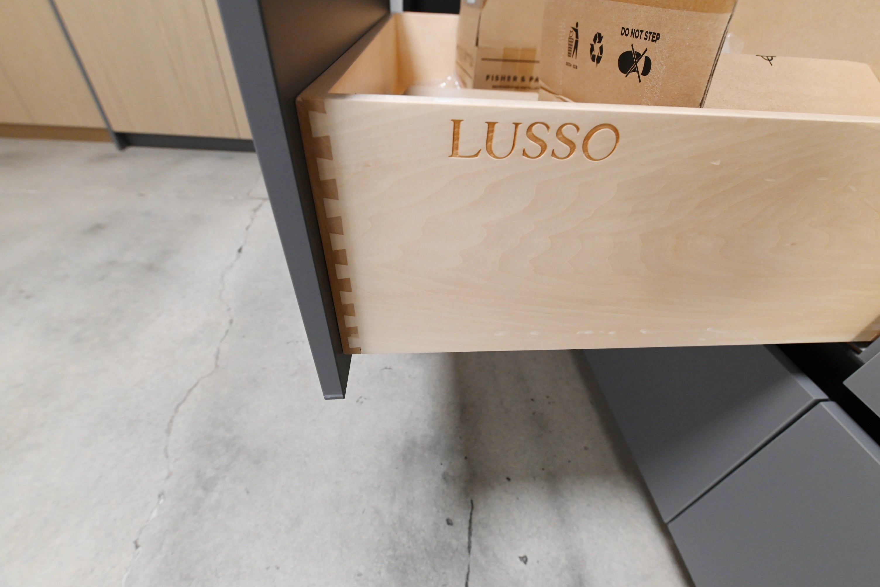 Lusso Bio-Space Glass & Wood Modern Showroom Display Kitchen