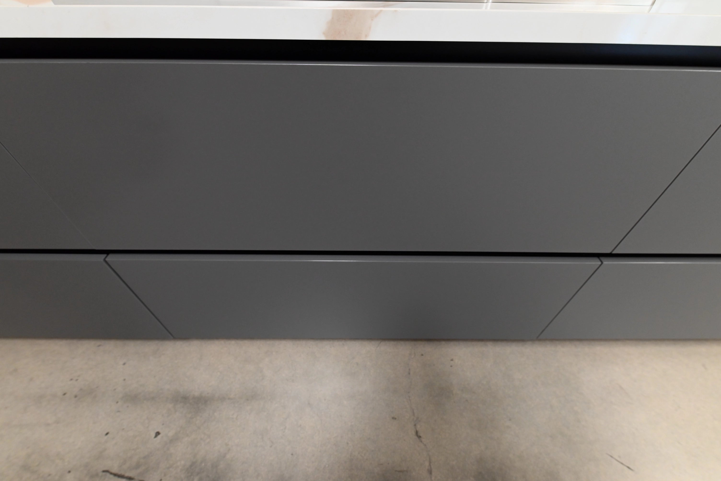 Lusso Bio-Space Glass & Wood Modern Showroom Display Kitchen