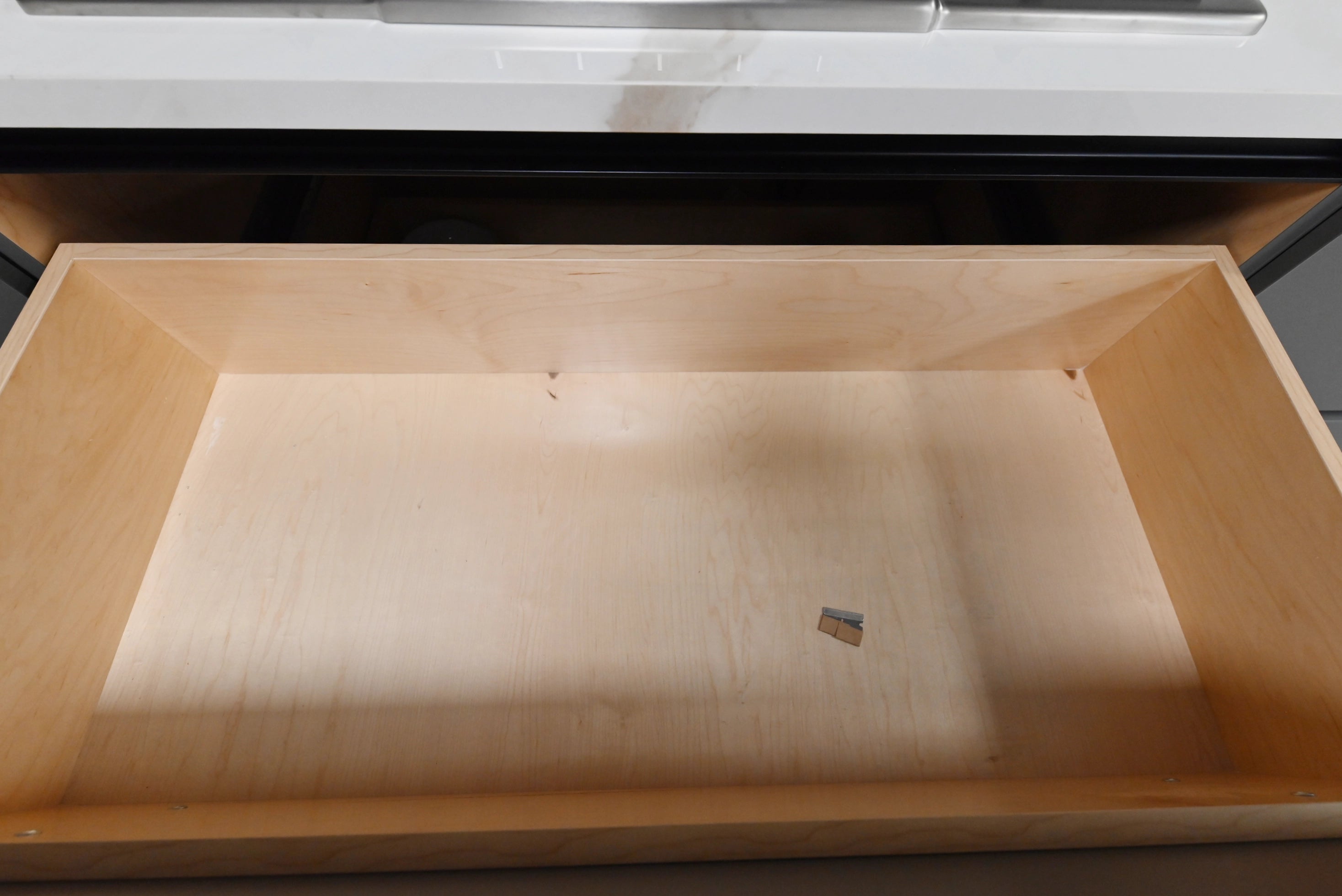 Lusso Bio-Space Glass & Wood Modern Showroom Display Kitchen