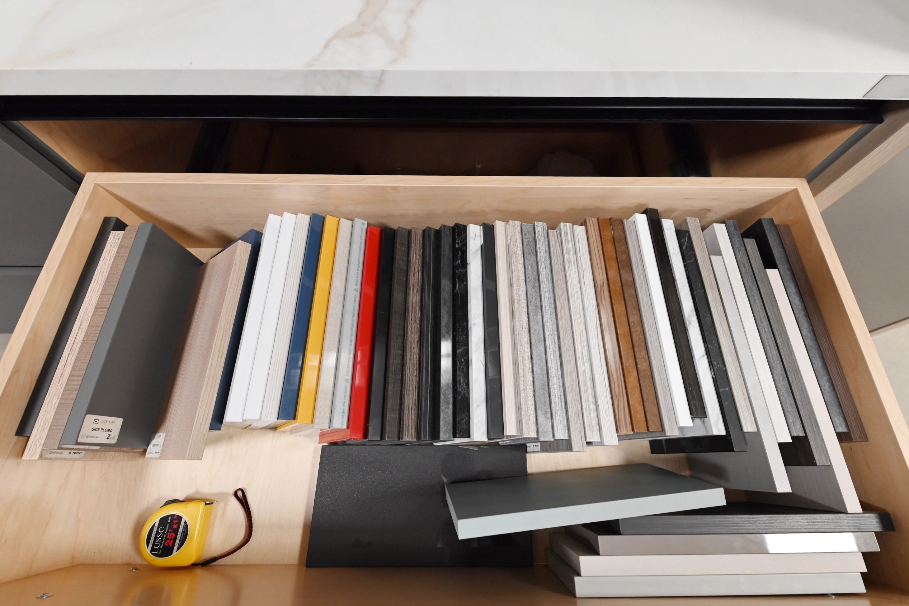 Lusso Bio-Space Glass & Wood Modern Showroom Display Kitchen