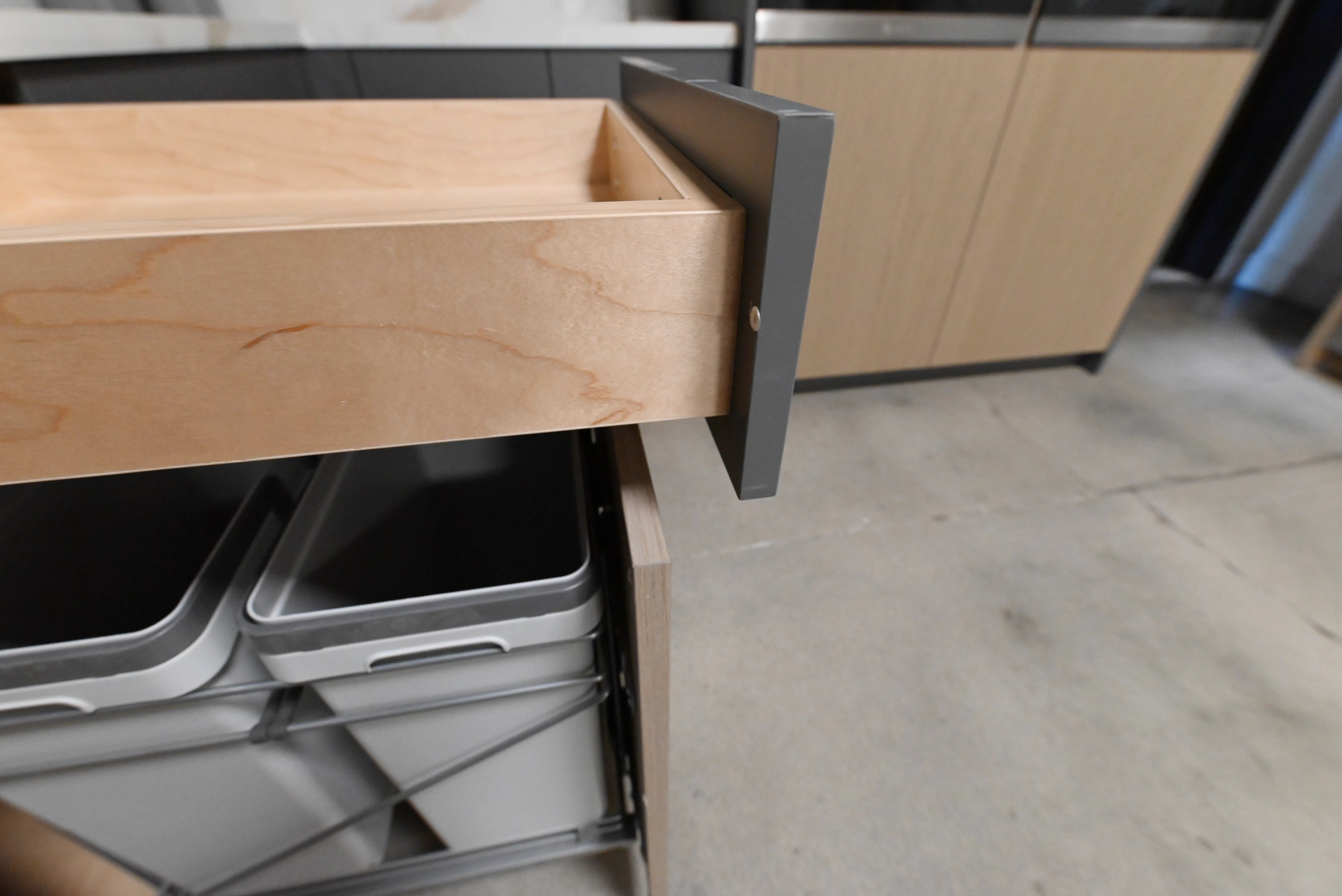 Lusso Bio-Space Glass & Wood Modern Showroom Display Kitchen