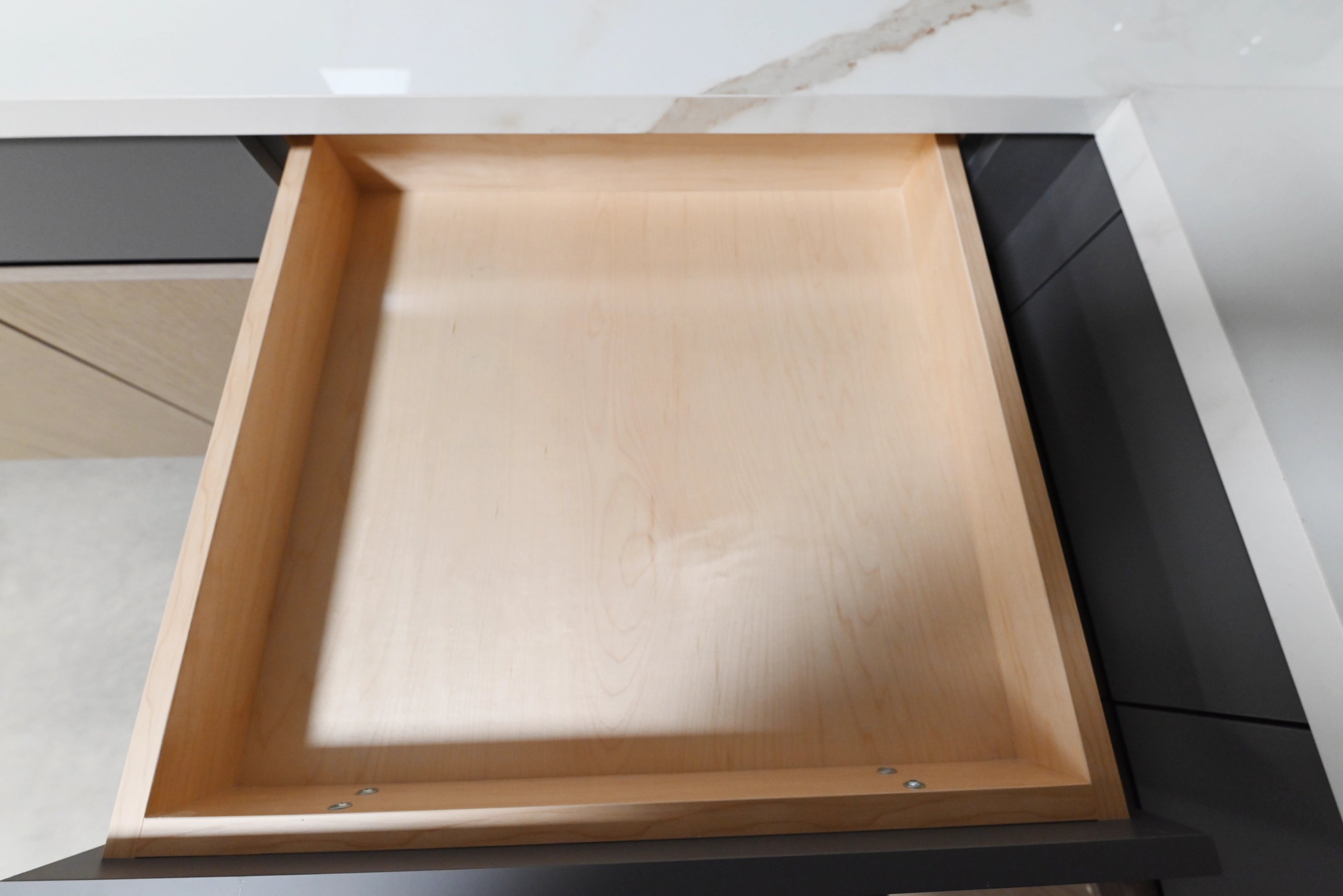 Lusso Bio-Space Glass & Wood Modern Showroom Display Kitchen