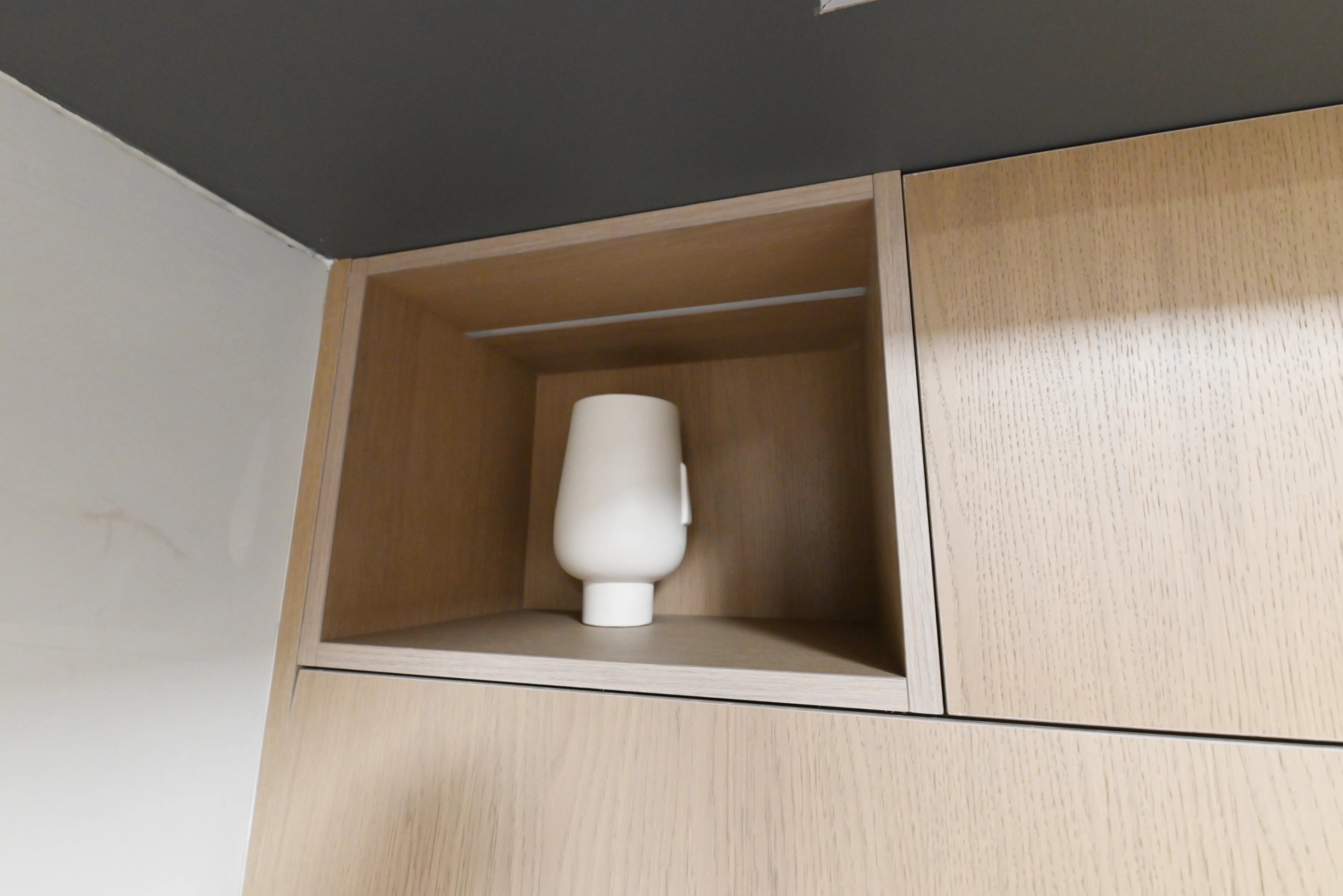 Lusso Bio-Space Glass & Wood Modern Showroom Display Kitchen