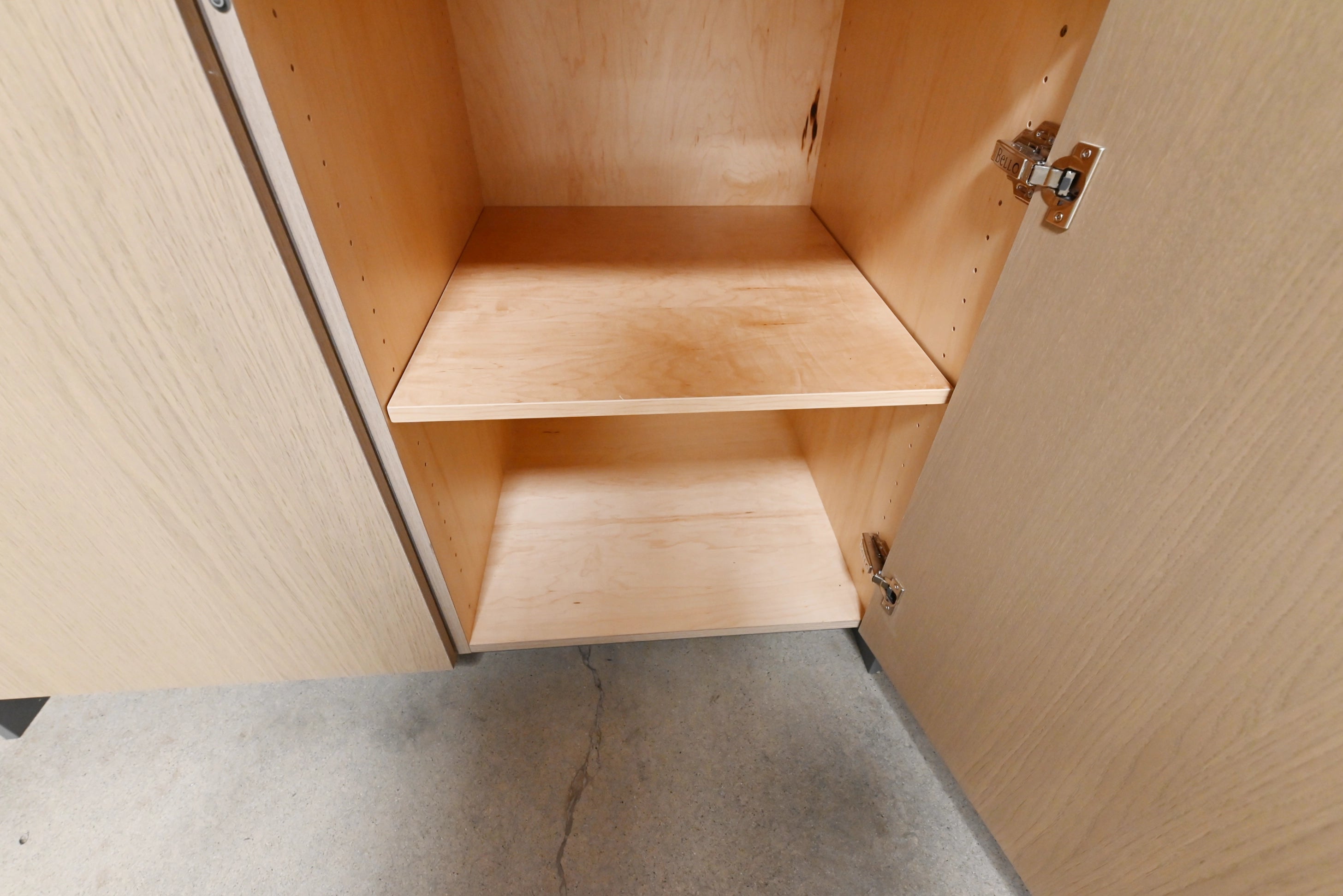 Lusso Bio-Space Glass & Wood Modern Showroom Display Kitchen