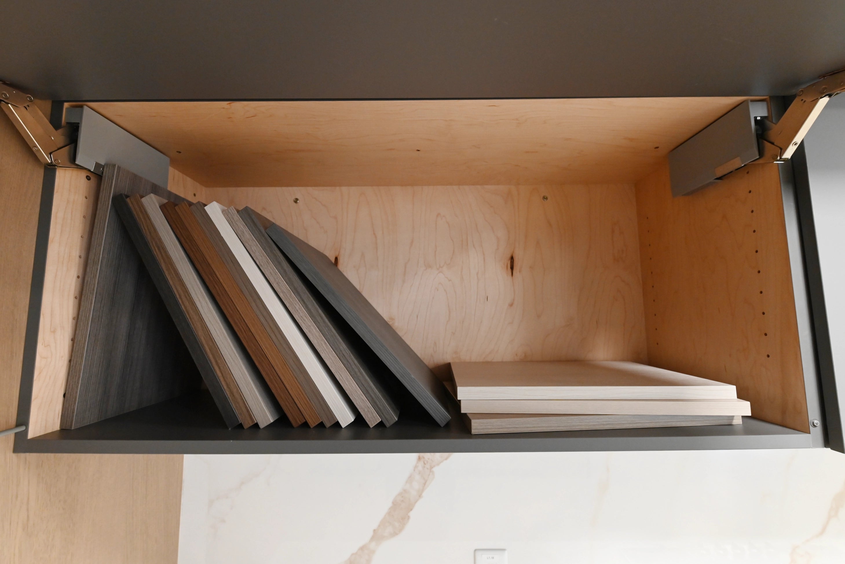 Lusso Bio-Space Glass & Wood Modern Showroom Display Kitchen