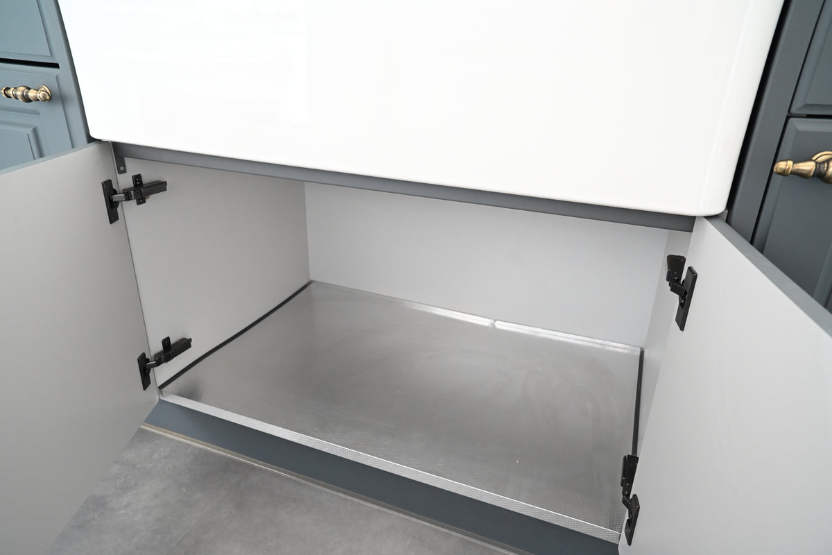 Wren Georgian Juratek Forest Green Matte Kitchen