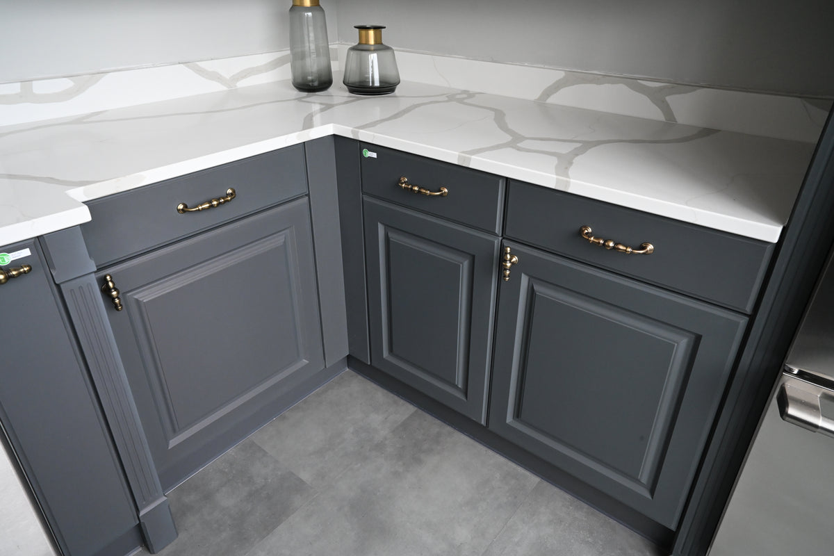 Wren Georgian Juratek Forest Green Matte Kitchen