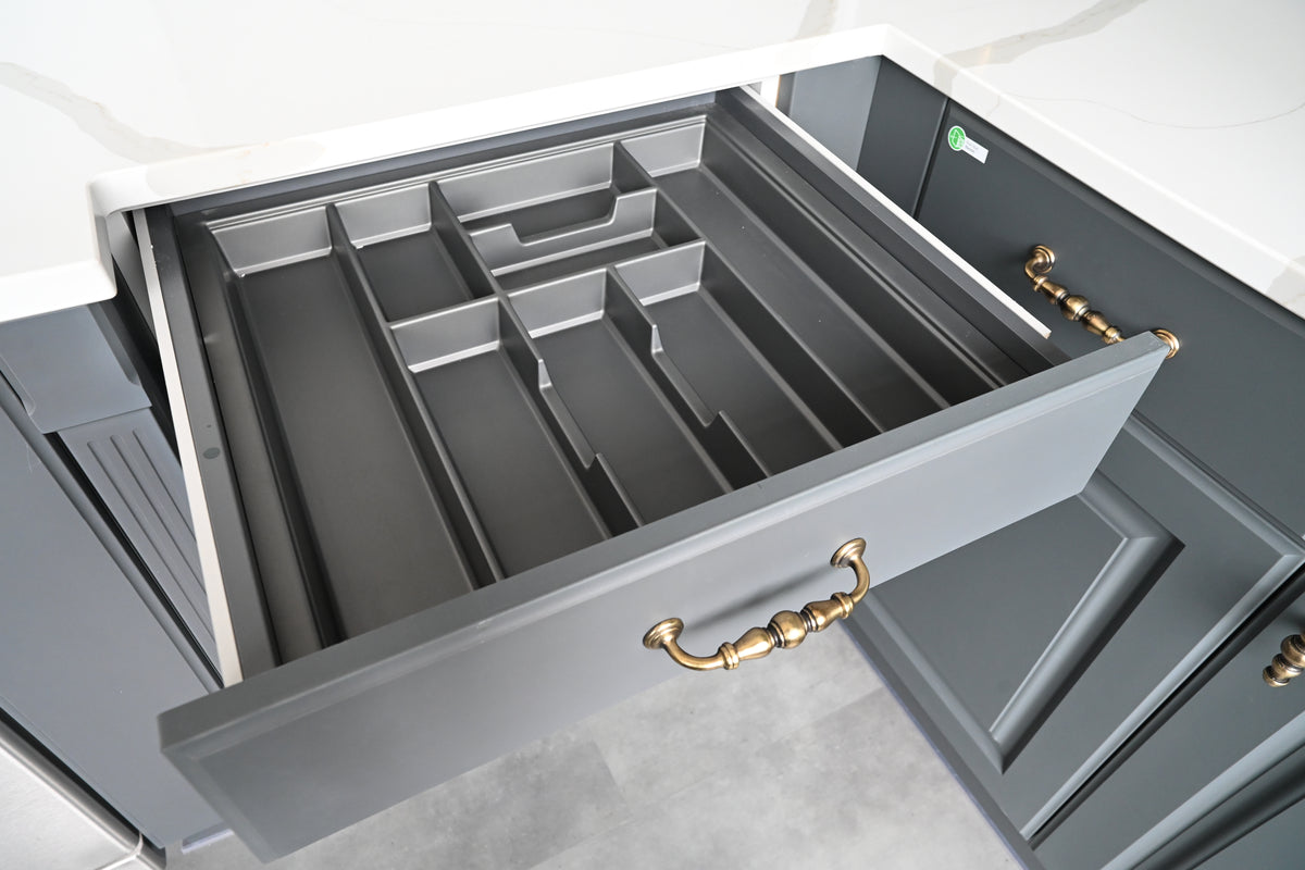 Wren Georgian Juratek Forest Green Matte Kitchen