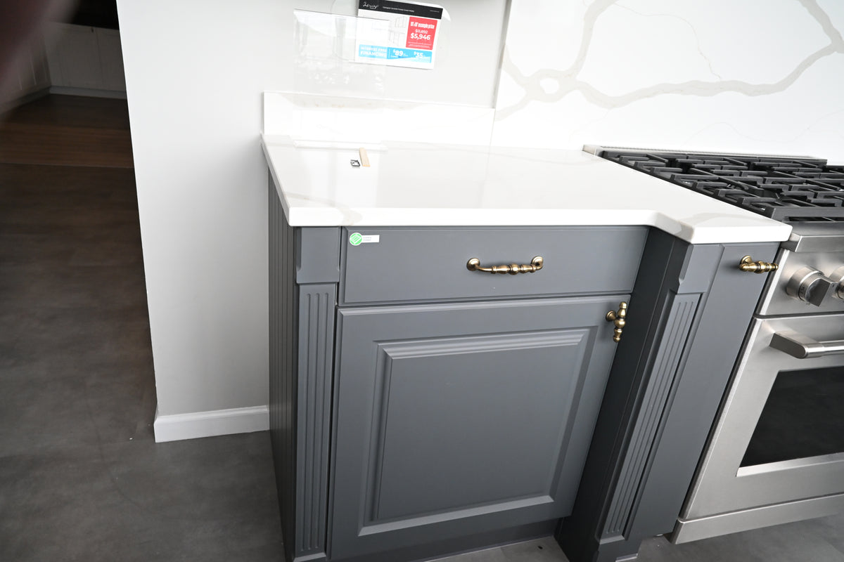 Wren Georgian Juratek Forest Green Matte Kitchen