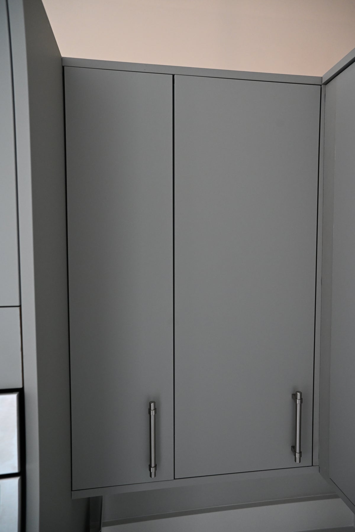 Wren Autograph Ash Grey Silk Kitchen