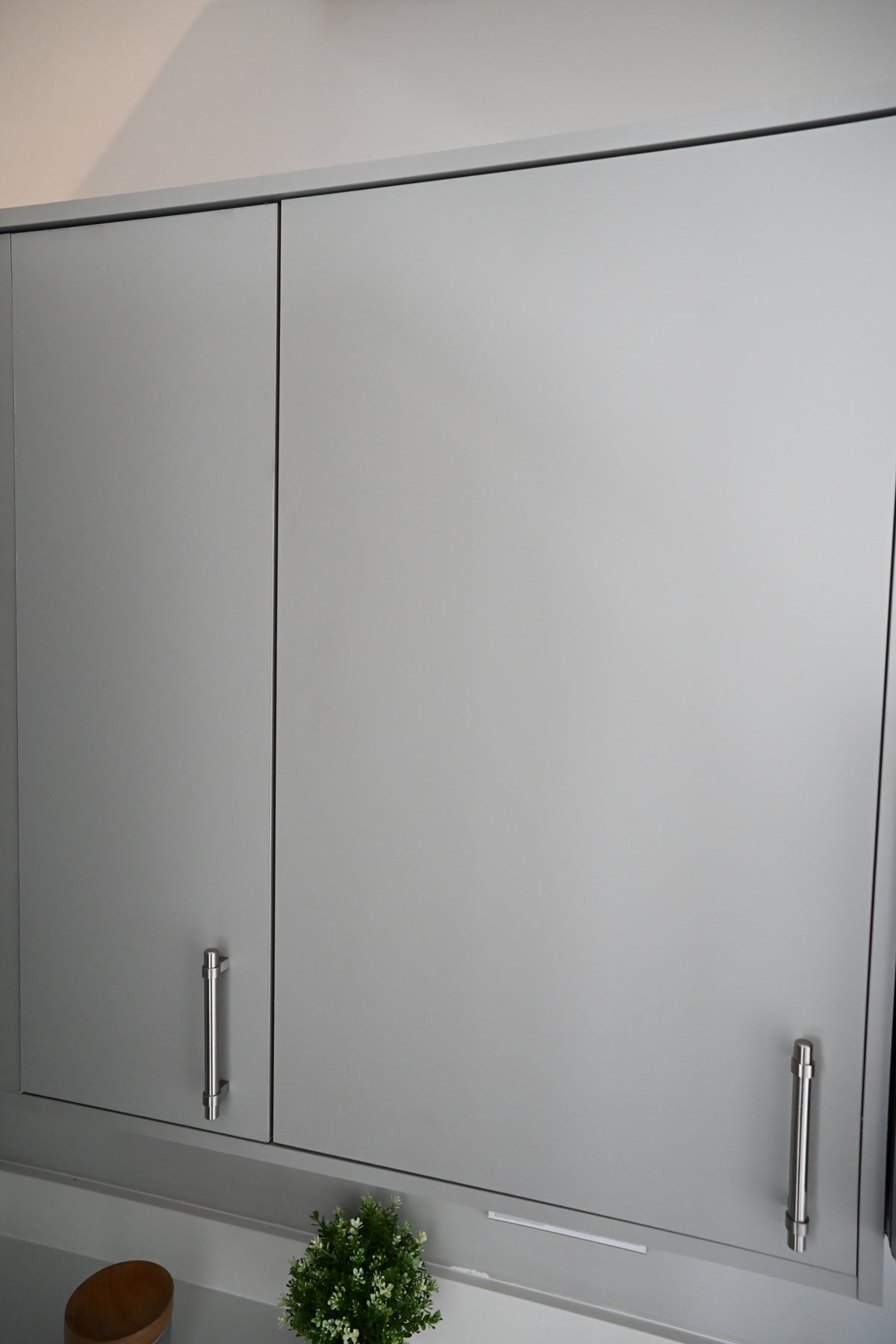 Wren Autograph Ash Grey Silk Kitchen