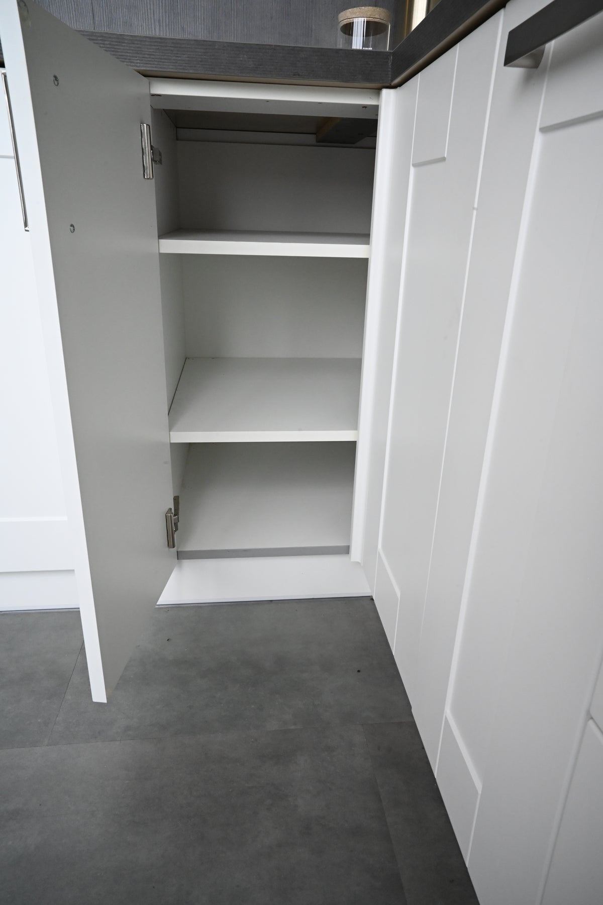 Wren Shaker Classic White Matte Kitchen