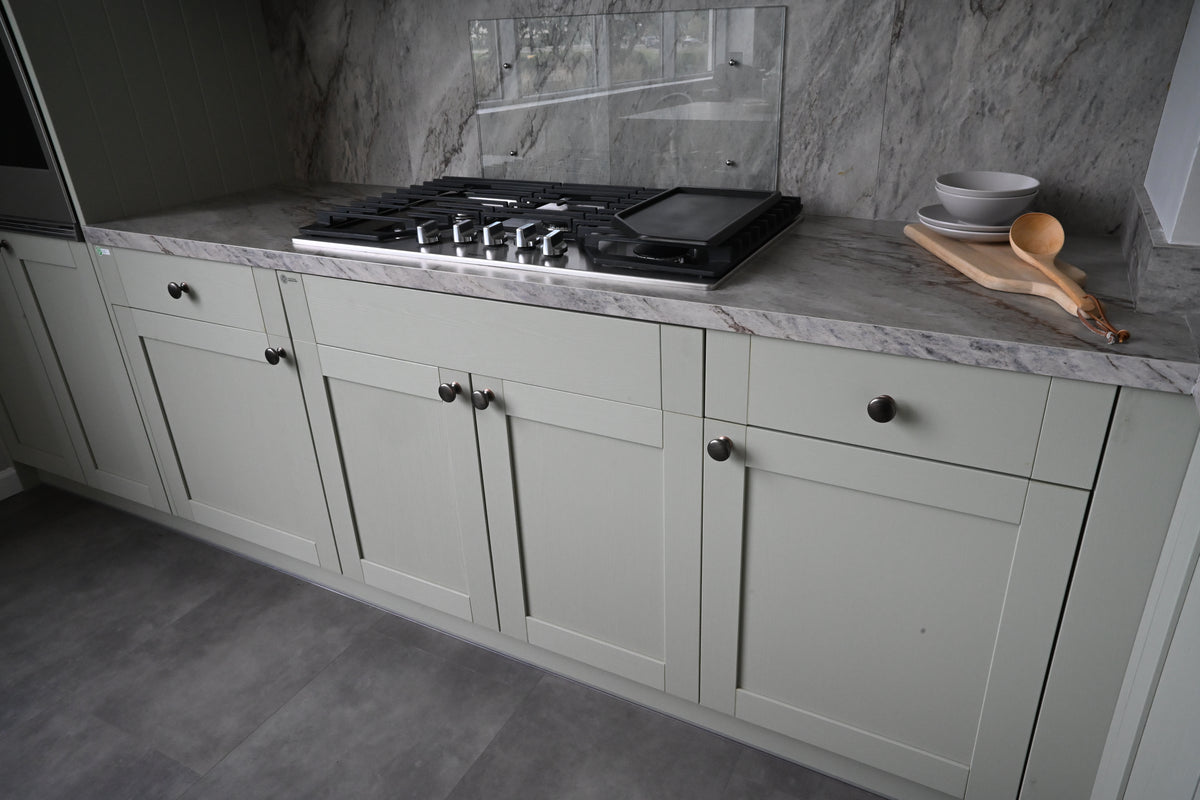 Wren Shaker Forest Classic Thyme Grain Kitchen