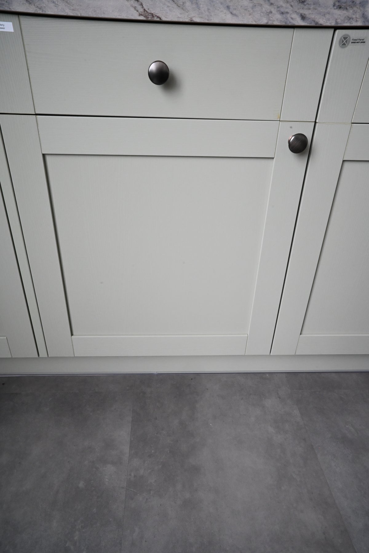 Wren Shaker Forest Classic Thyme Grain Kitchen