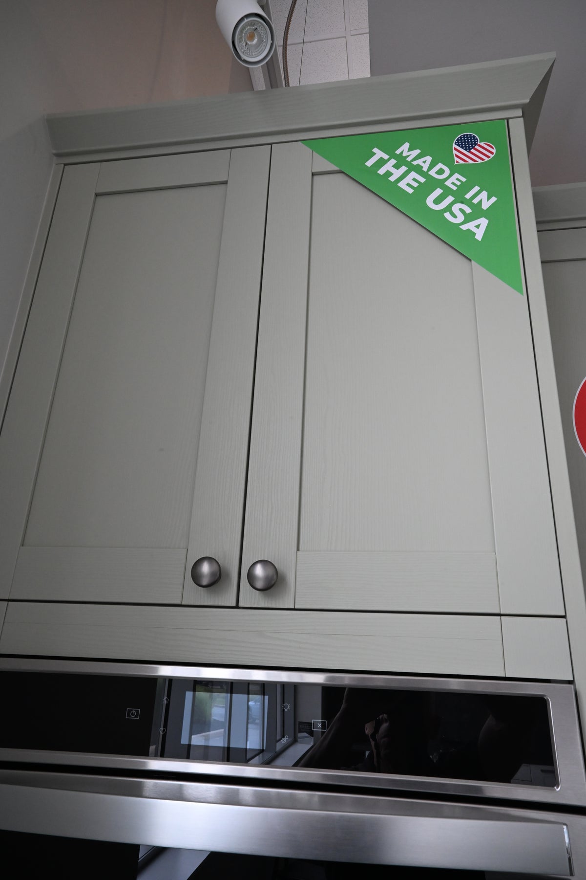 Wren Shaker Forest Classic Thyme Grain Kitchen