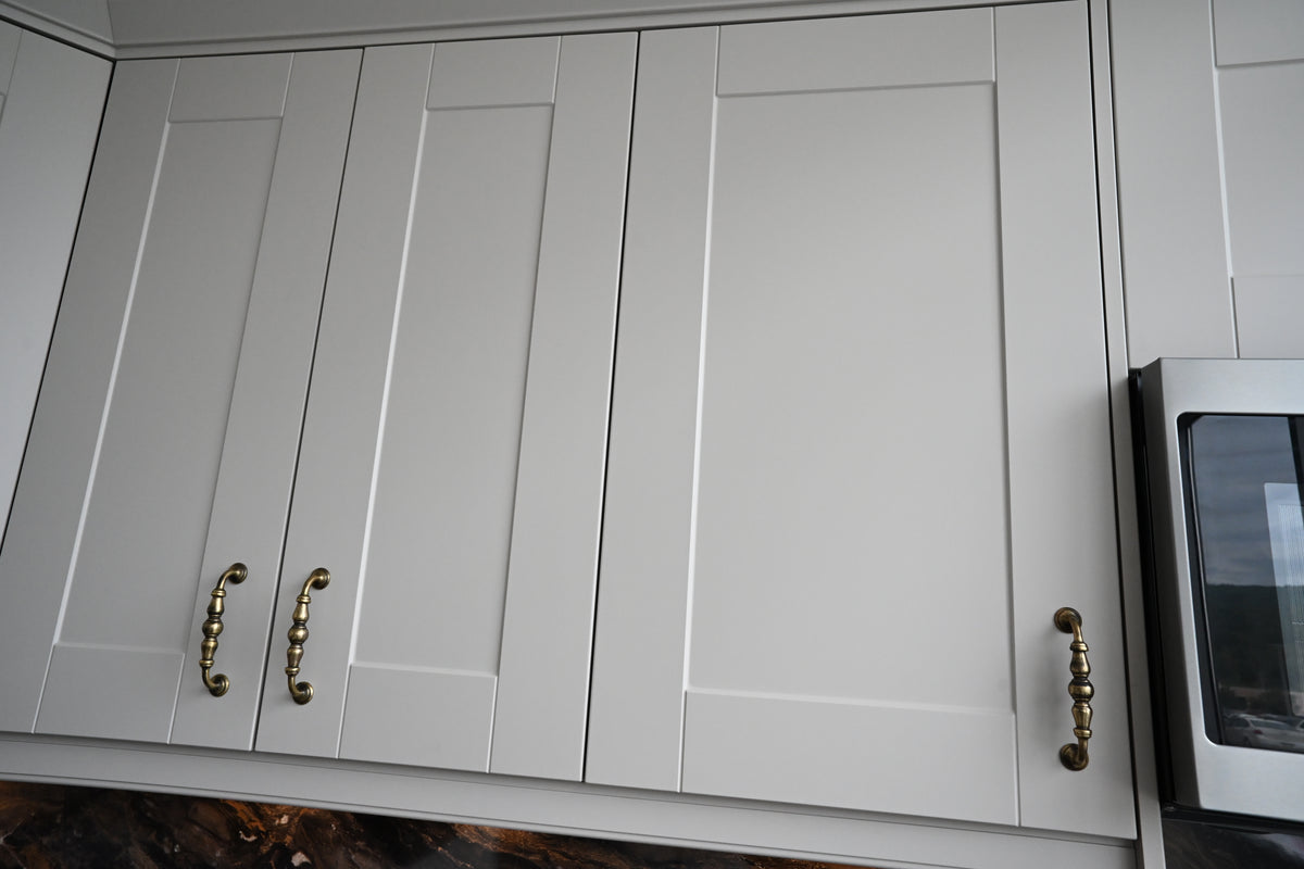 Wren Shaker Classic Cashmere Matte Kitchen