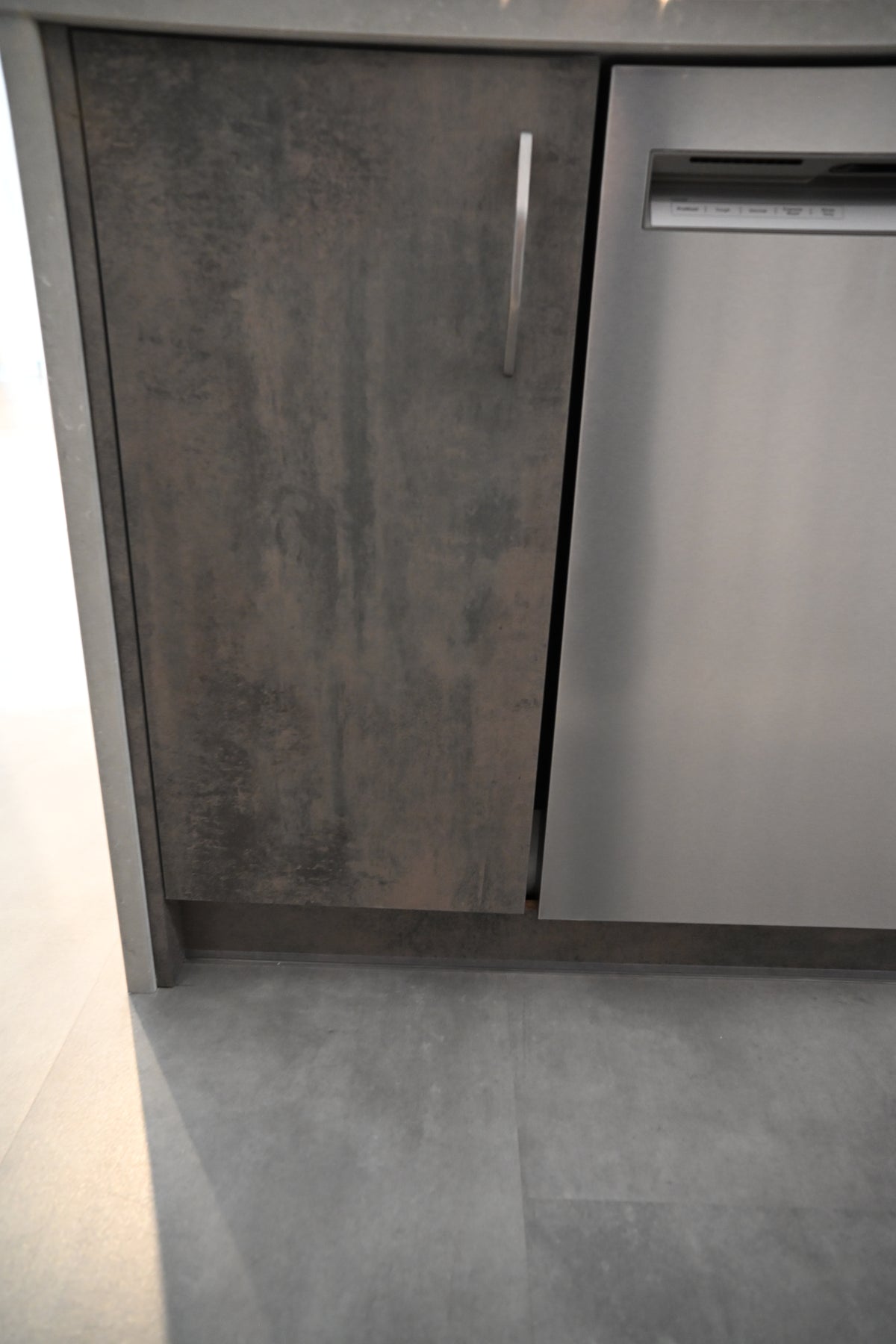 Wren Elements Oxidized Stone & Gray Oak Matte Modern Kitchen
