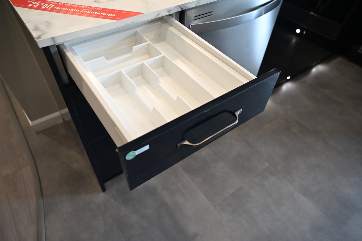 Wren Autograph Navy Blue Gloss Kitchen